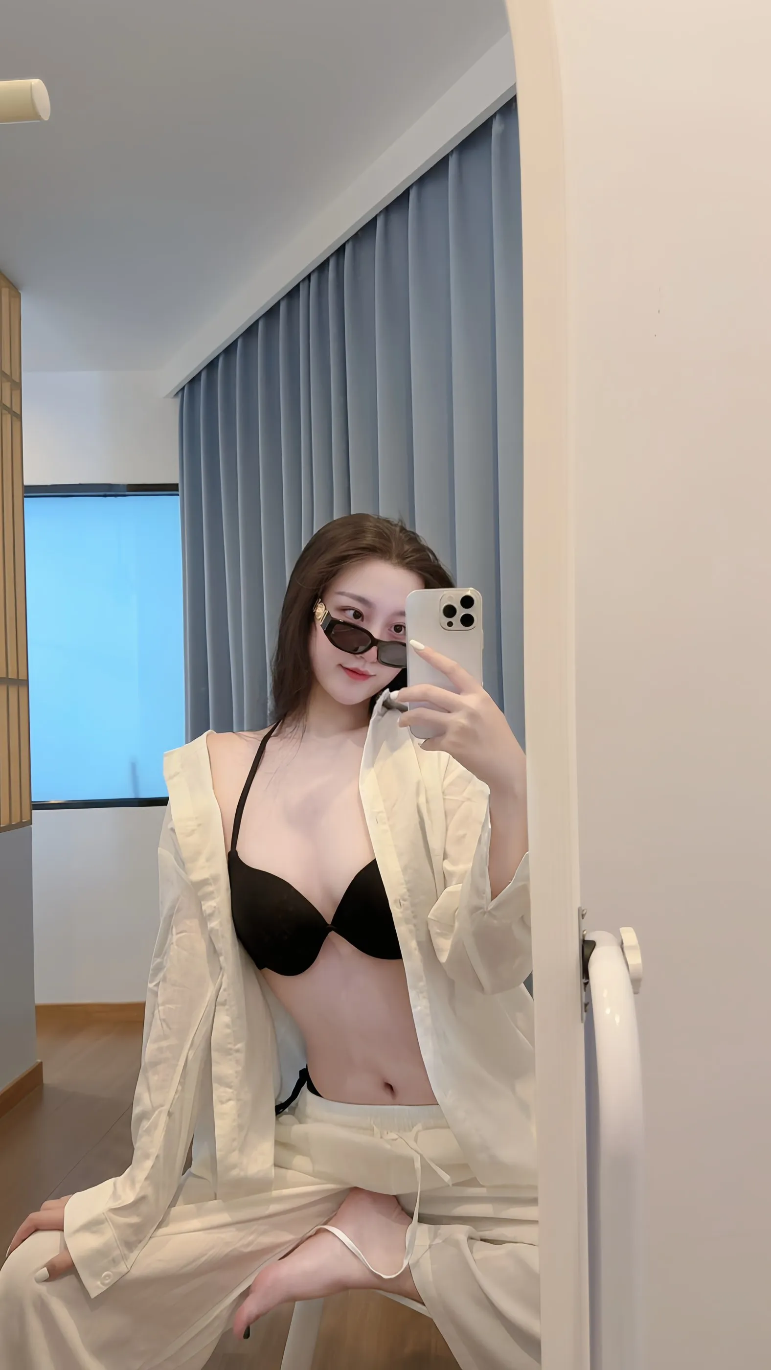 06纯欲大学生清雨1月中下海兼职 假赔