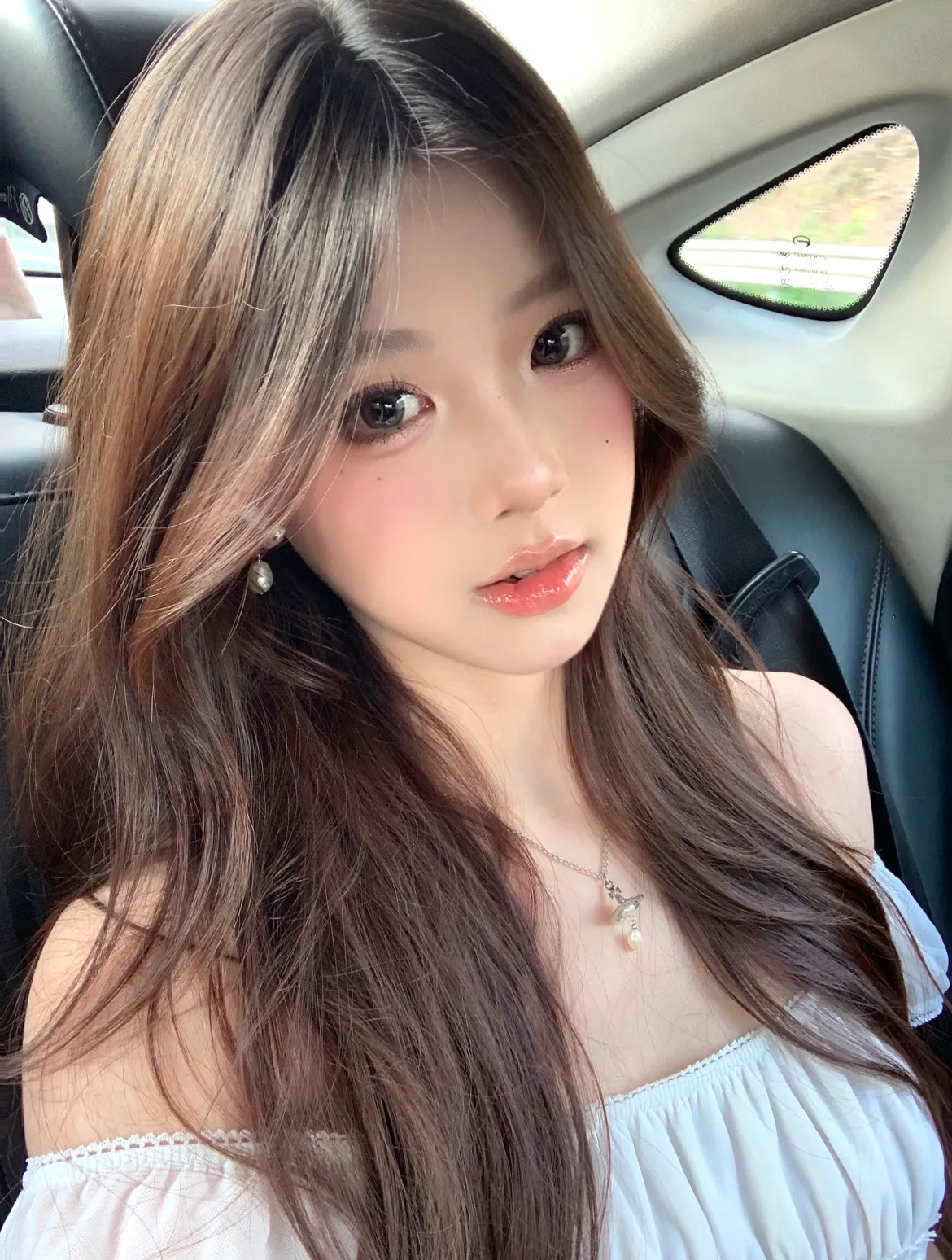 闵行温婉 首次到沪，极致纯欲 Gallery 4