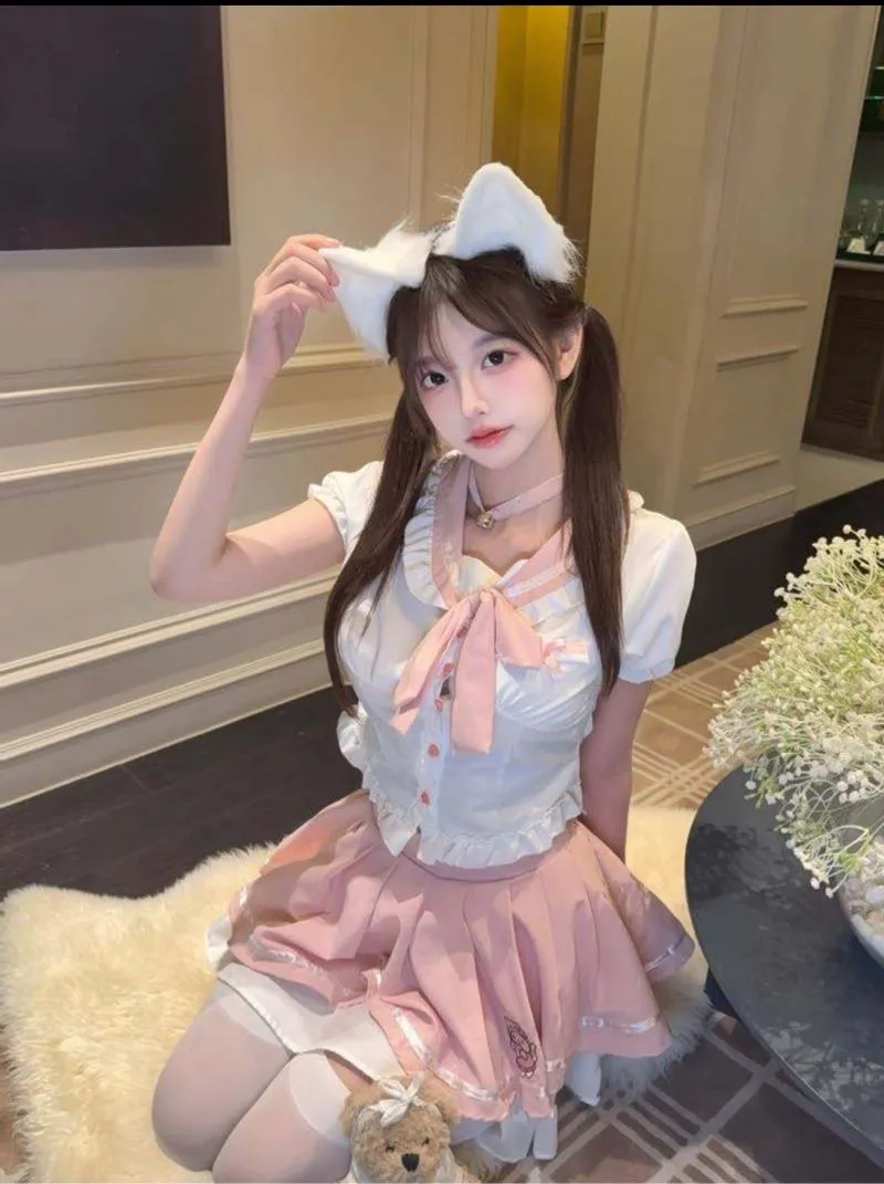 耶耶酱 上下粉嫩 刚下海萝莉 紧致易高潮 Gallery 5