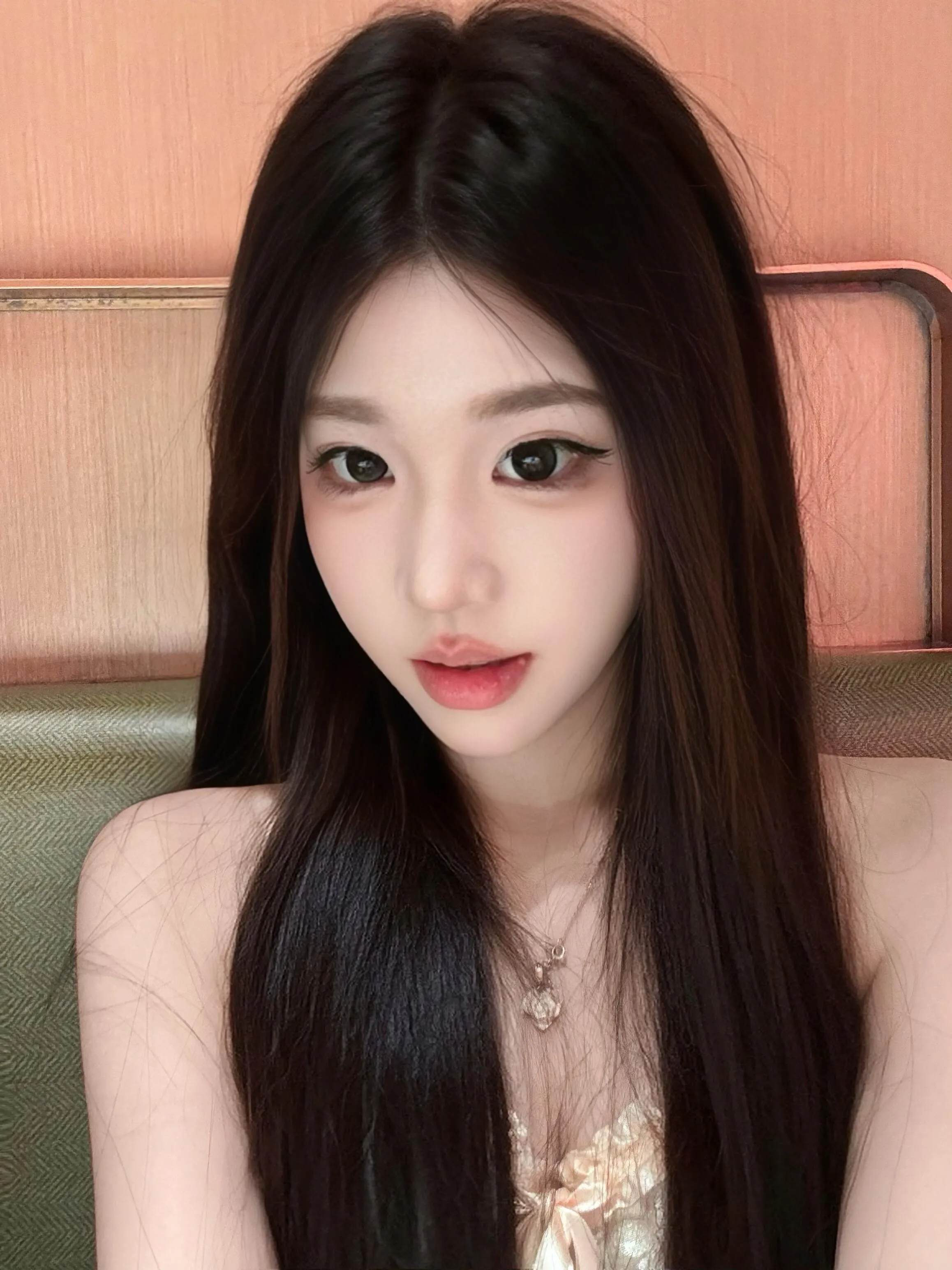 君君 气质小白纯 Gallery 4