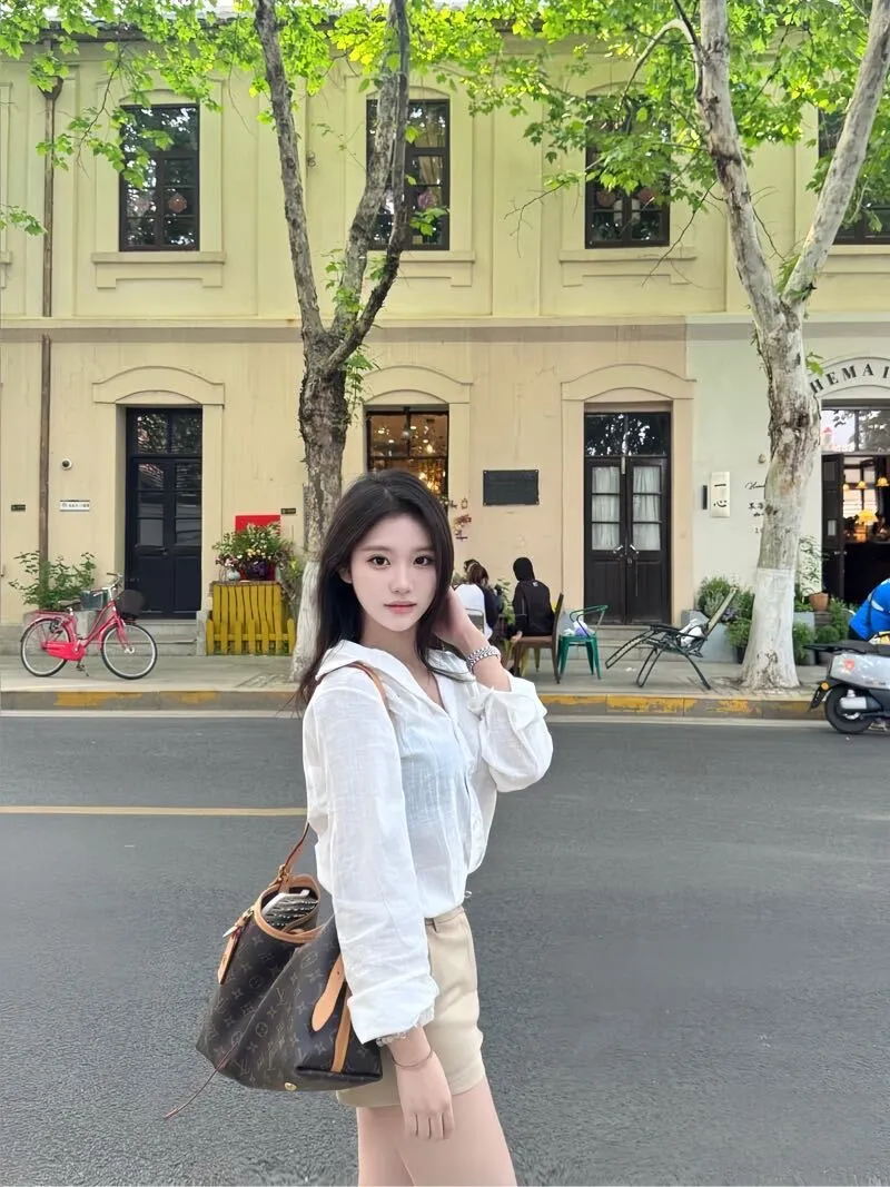 邻家小妹 葵葵 极品白小纯 Gallery 3