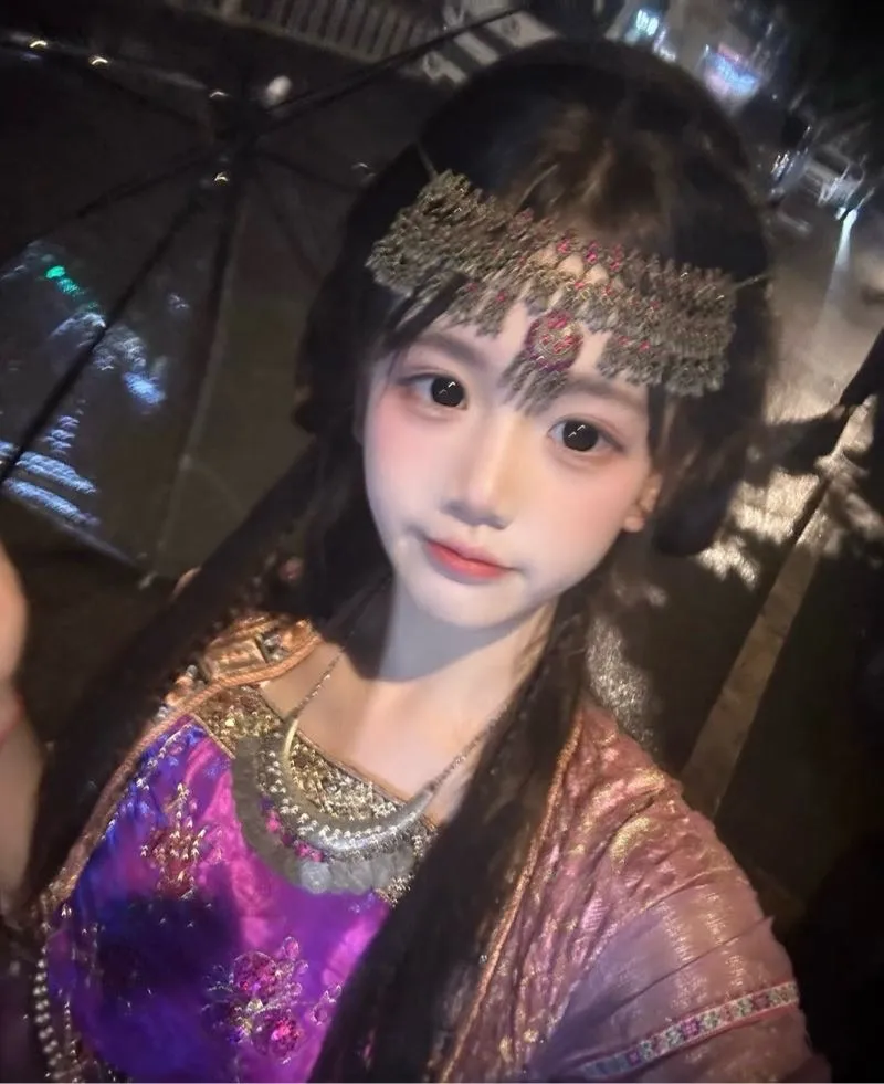 萝莉女孩 梦梦 天生白虎 Gallery 5