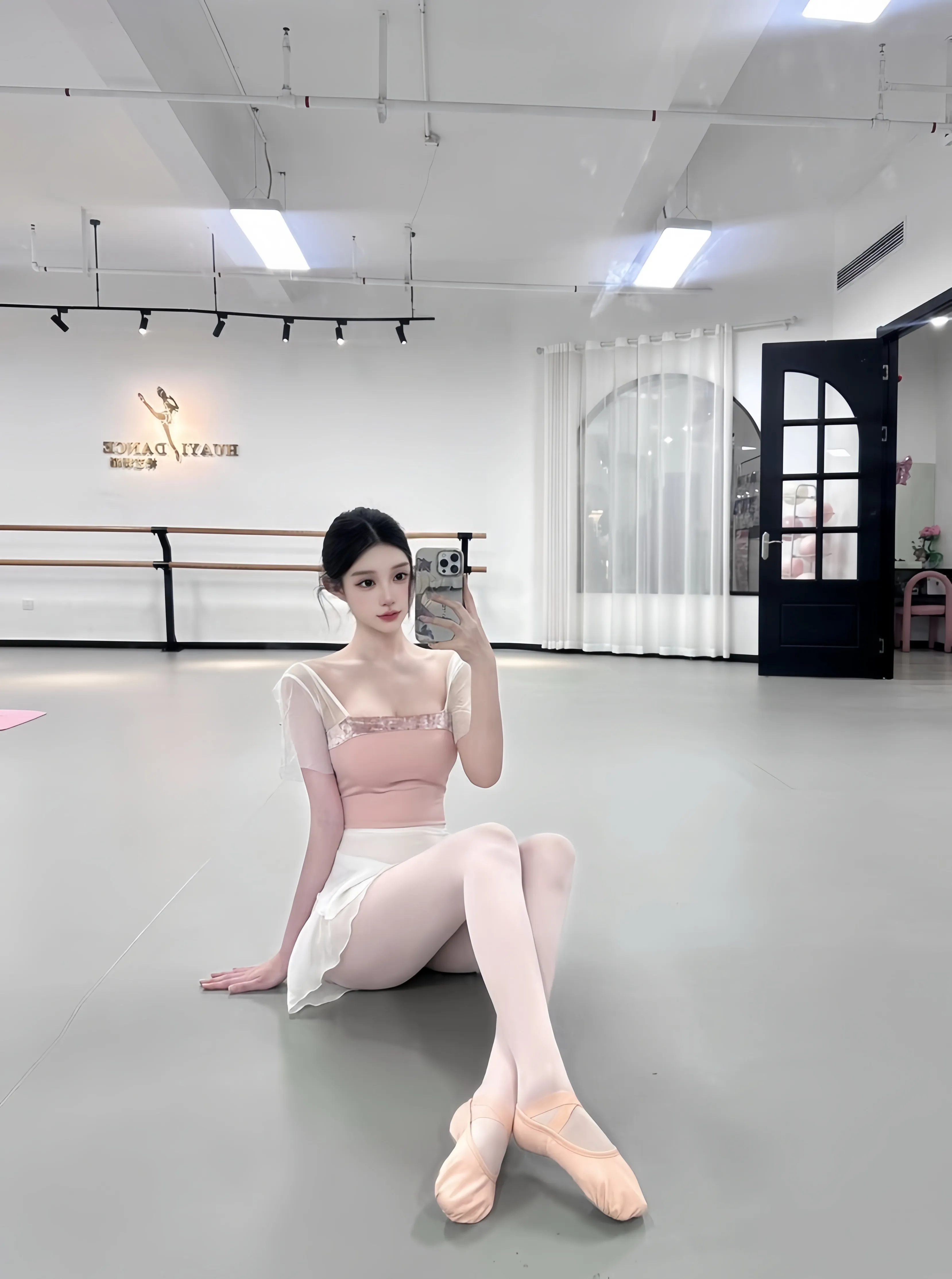 舞蹈💃 女孩 一字马 Gallery 6