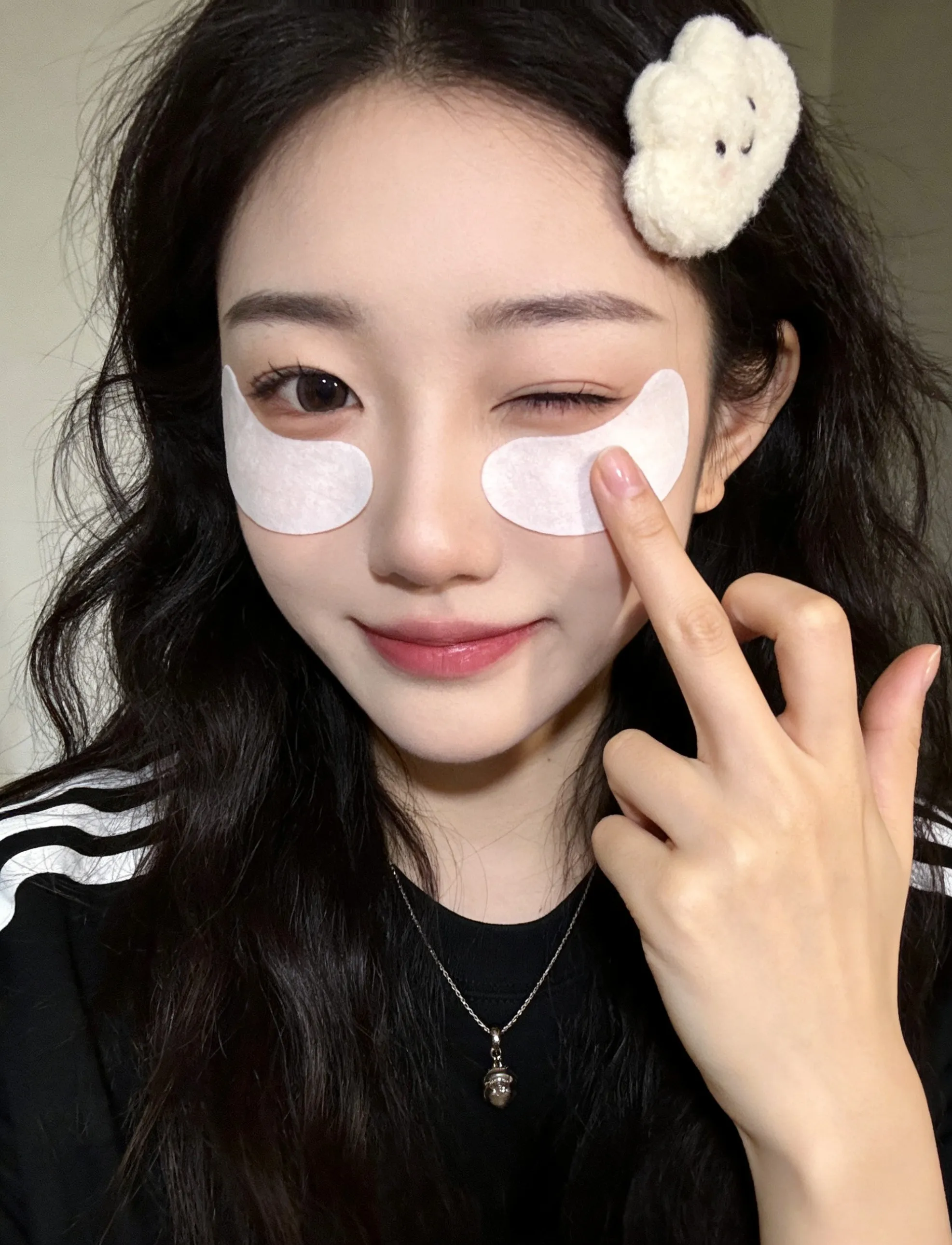 06【苏清瑶】清纯甜妹初下海，一线天馒头B Gallery 5