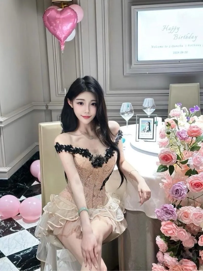 浦东 草莓 Gallery 1