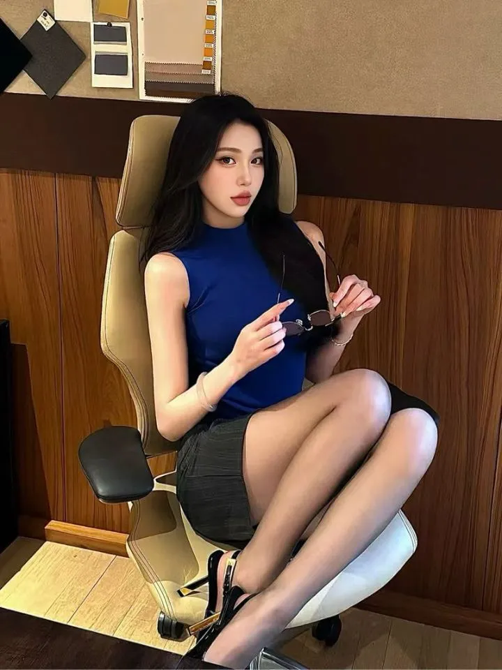 徐汇 茵茵 气质御姐 Gallery 2