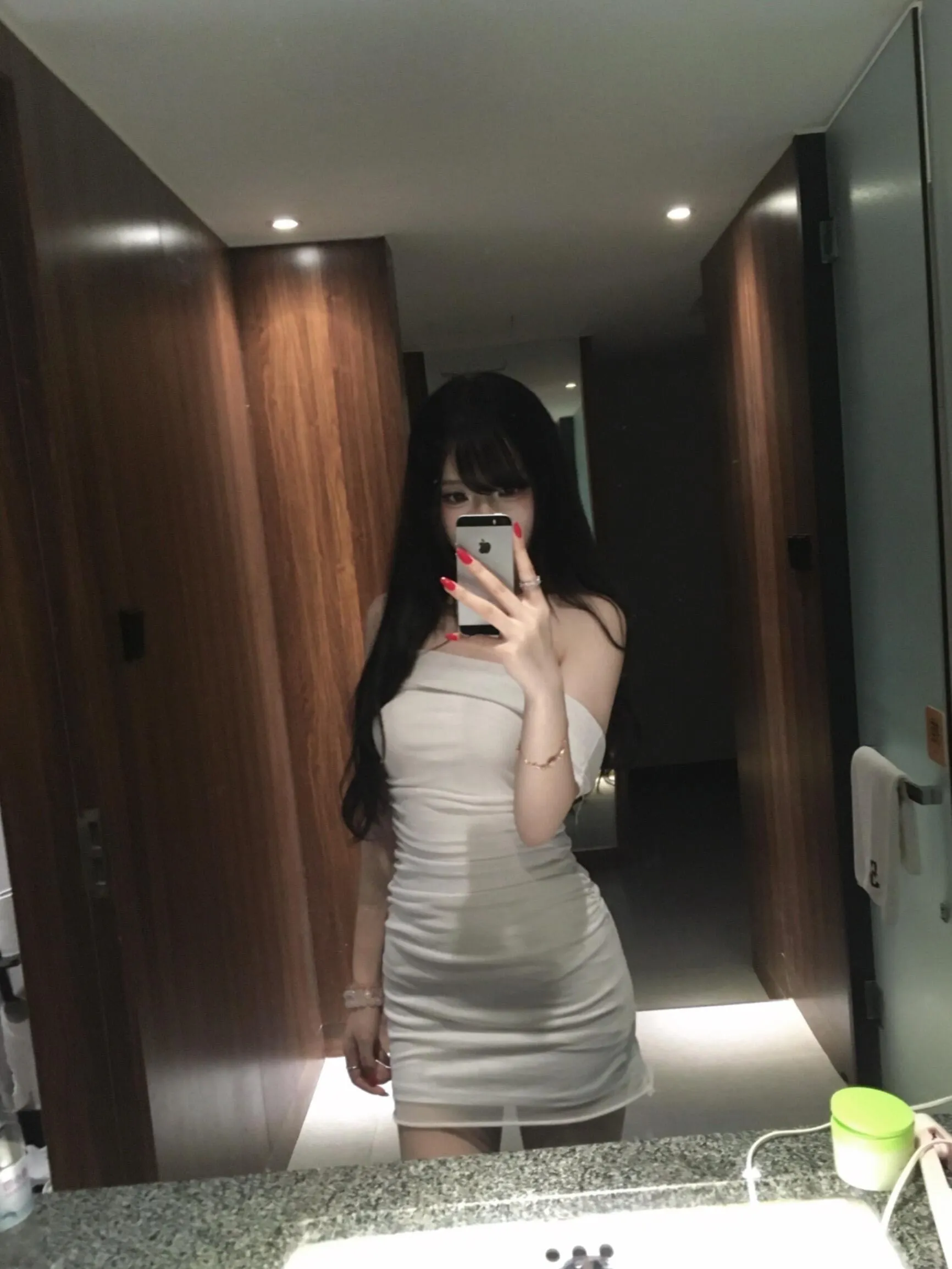 闵行昭昭07年🥳极品白纯甜妹 Gallery 4