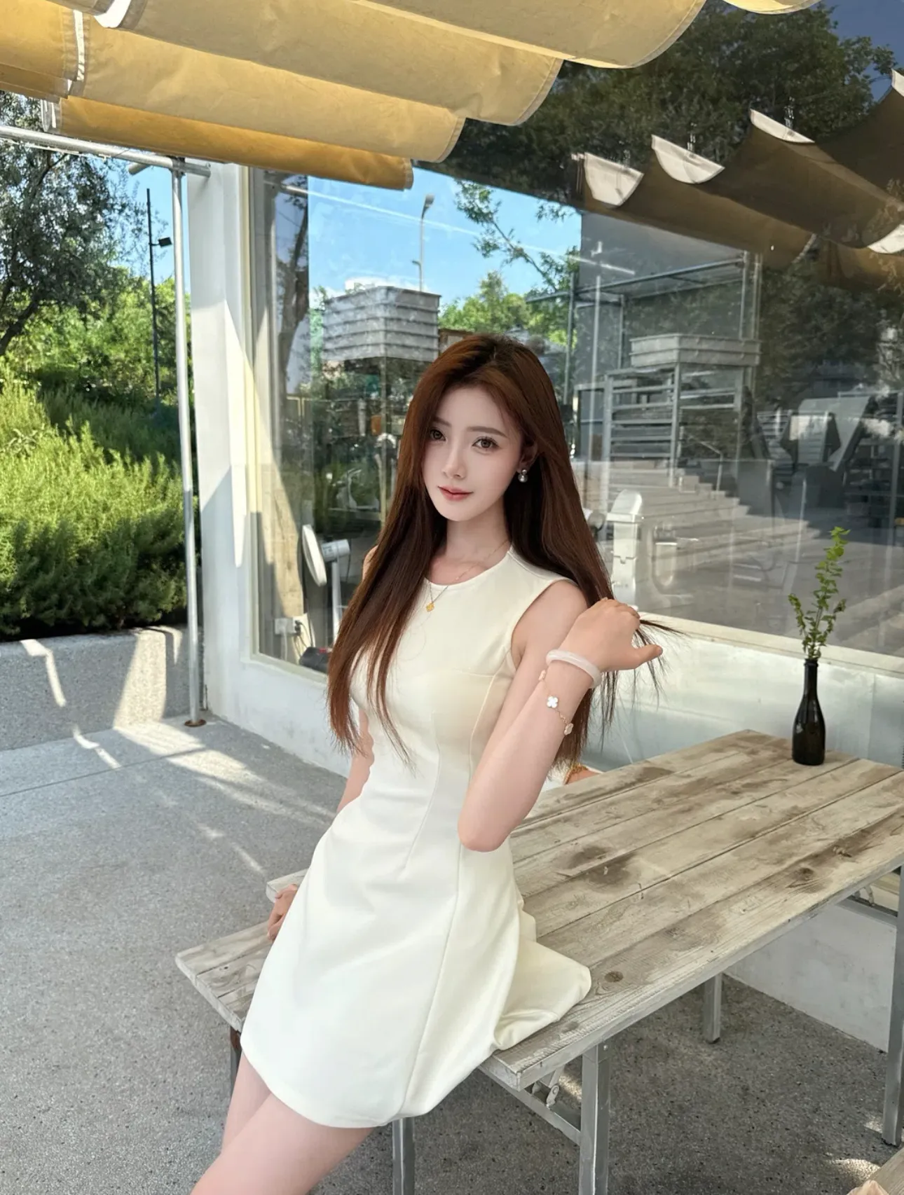 ιη π ι΅θ‘εε€ ζε‘ε₯³ε ι¦βπ