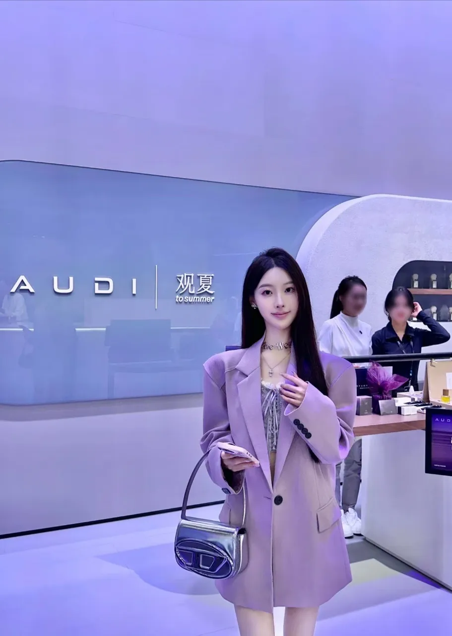 4520-欣欣 上海硬五北舞学姐车模御姐 Gallery 3