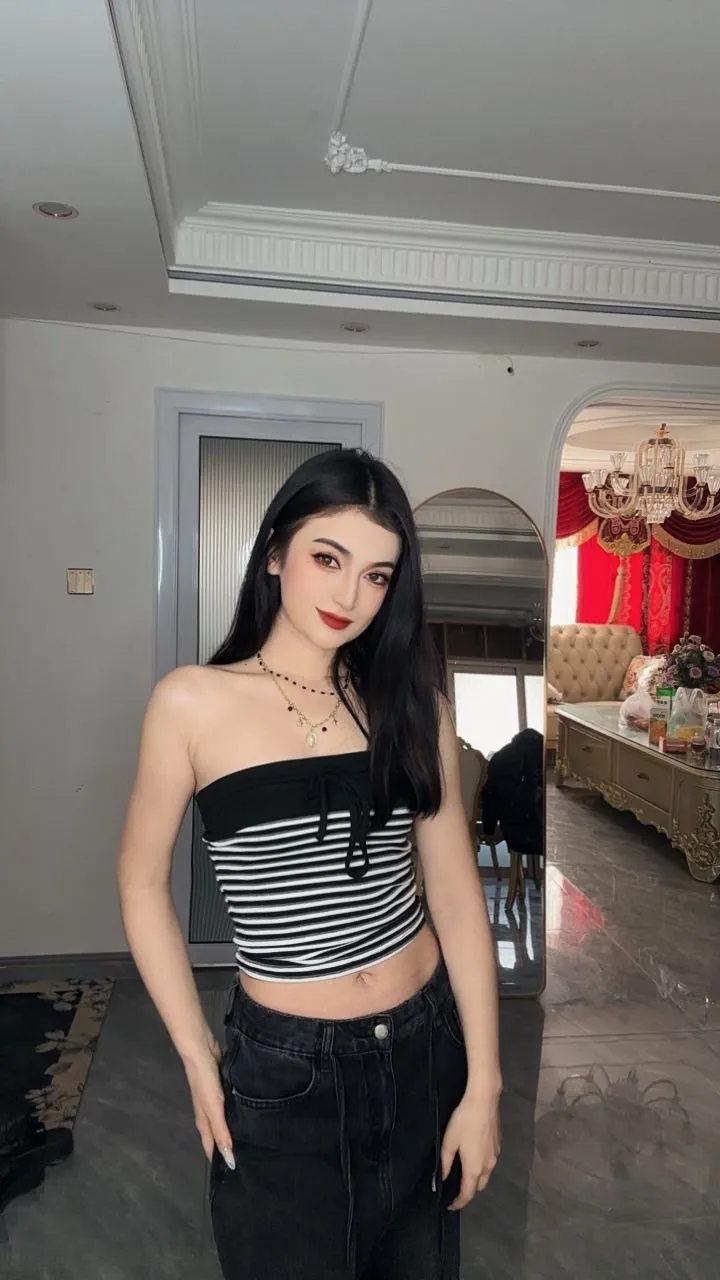 新疆妹子 艾米 刚下海 可指定（可双飞有闺蜜） Gallery 5