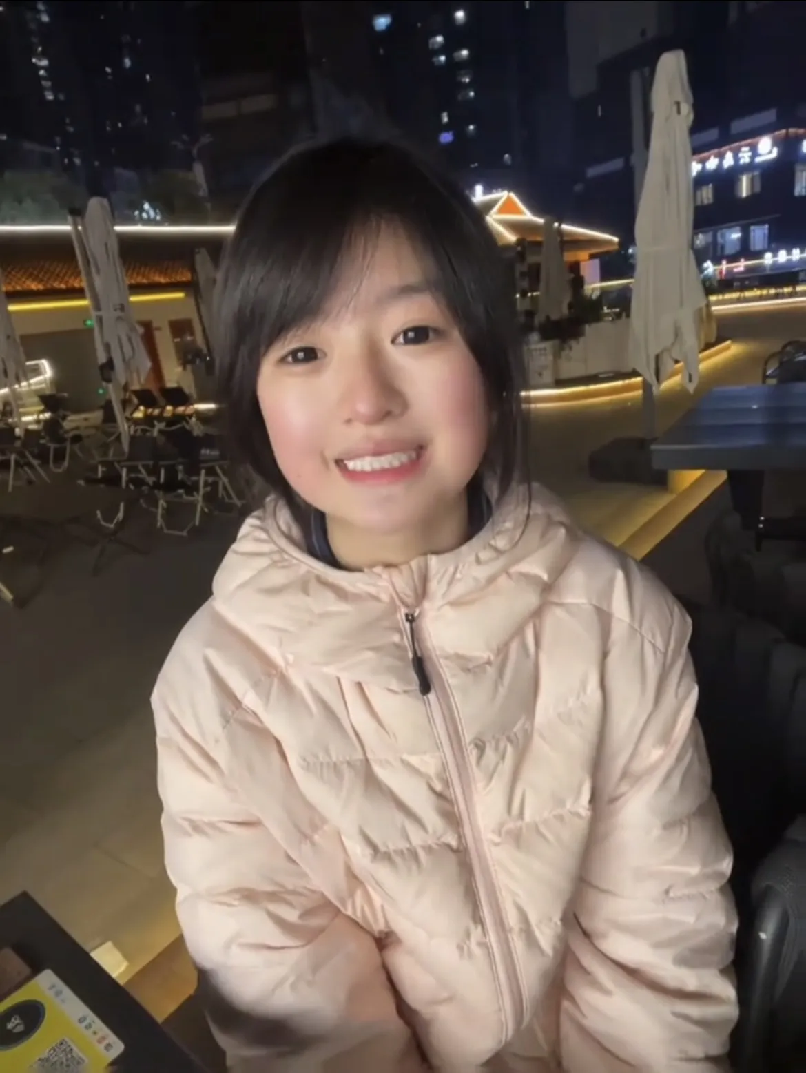 颜染 白小纯纯天然肌肤细腻光滑 Gallery 5