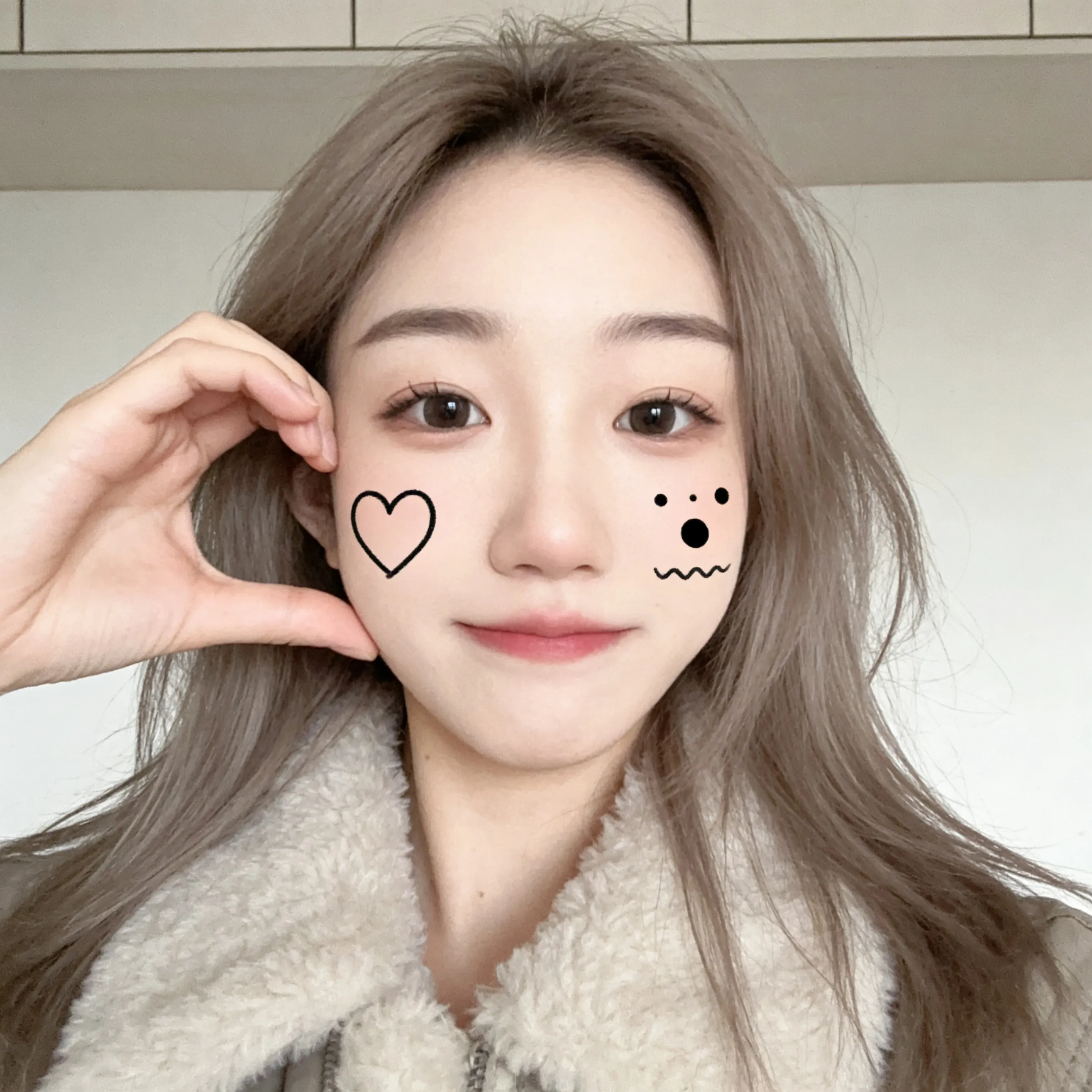 06【苏清瑶】清纯甜妹初下海，一线天馒头B