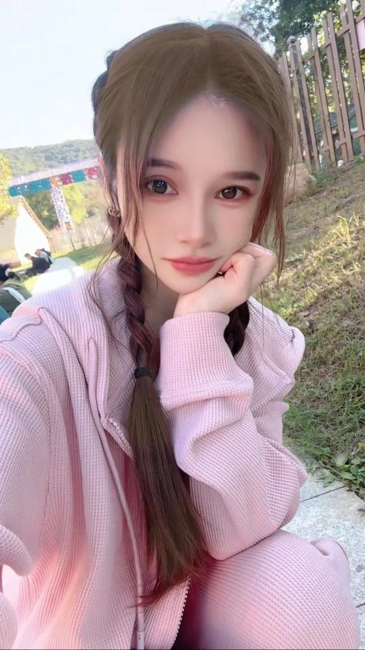 娇羞 优欲 娇小清纯 Gallery 4