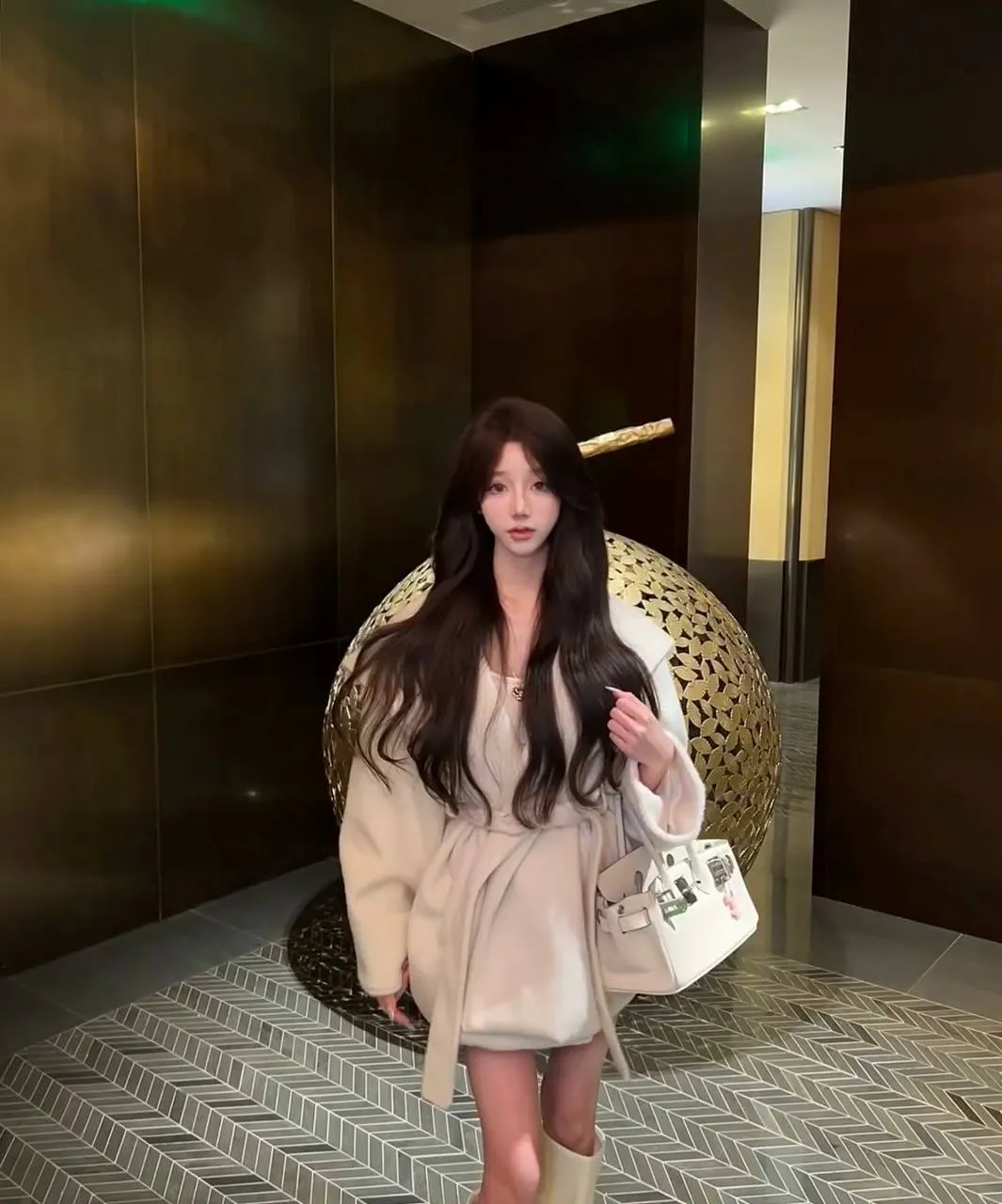 闵行 洋洋 Gallery 3