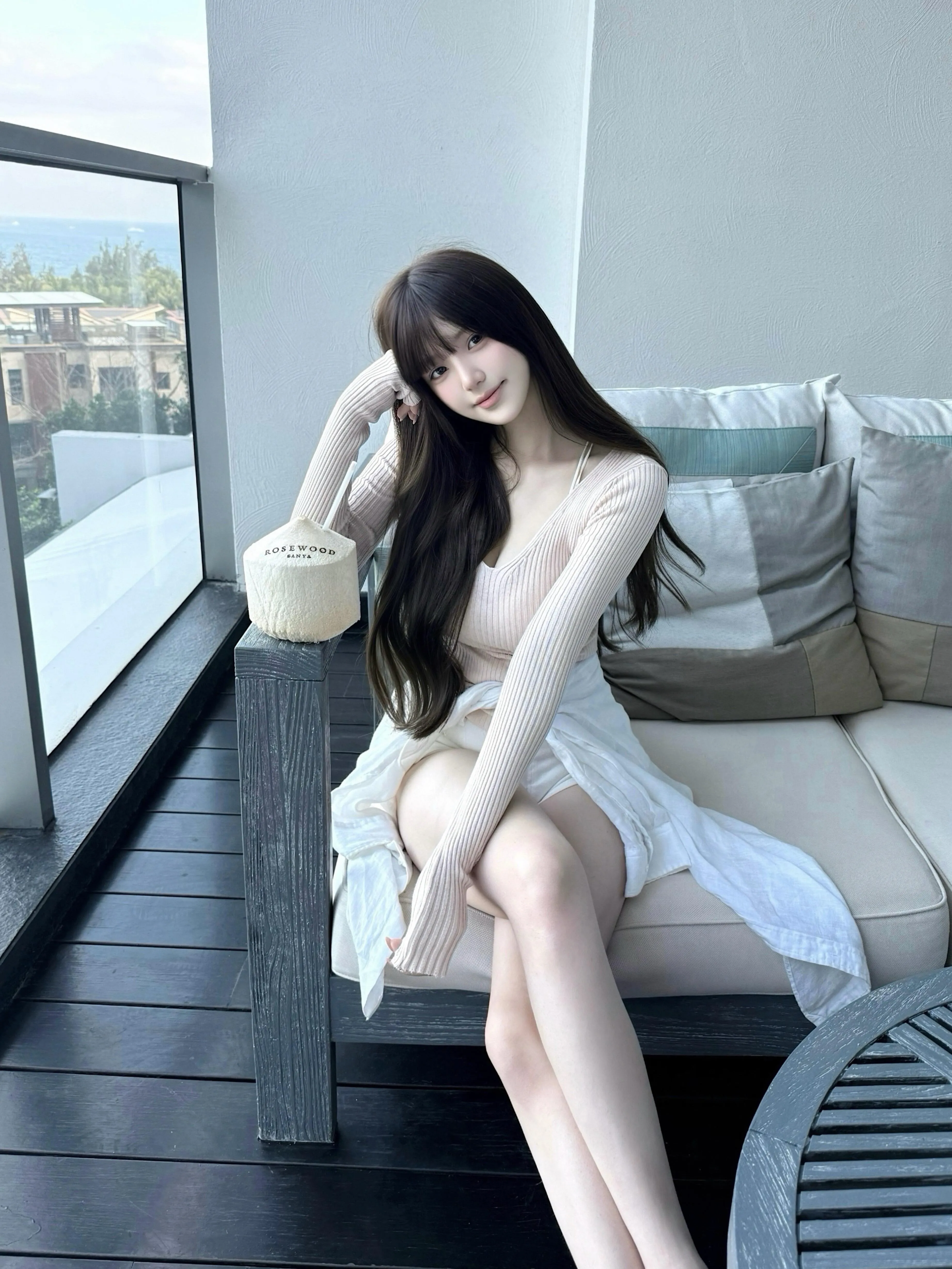 y109童颜巨乳 Gallery 2