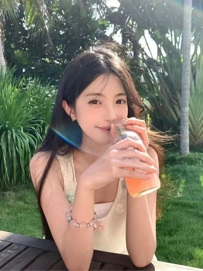 奔驰家糖心 刚下海青春靓丽无敌清纯小仙女 Gallery 4