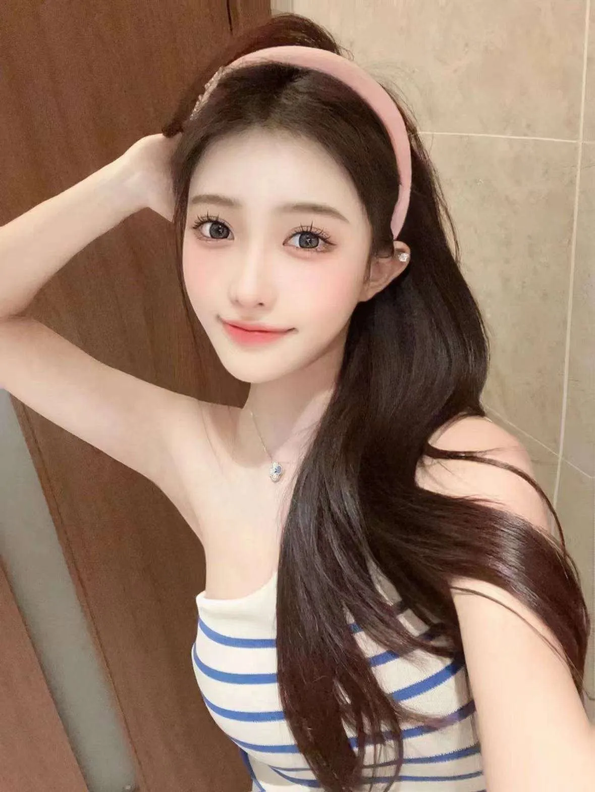 徐汇；芸芸 Gallery 5