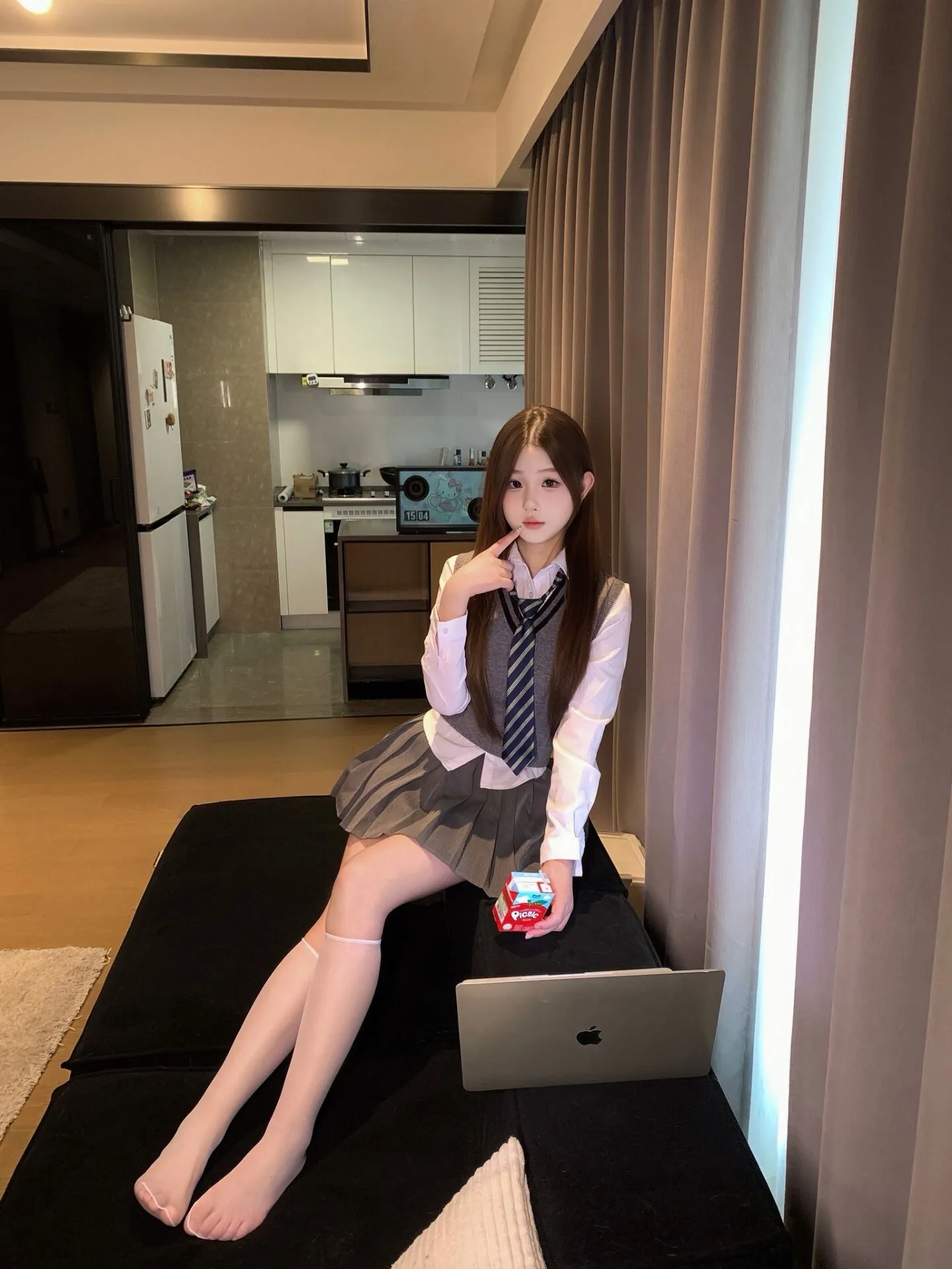 闵行🏠小小 极品嫩妹 短期兼职 艳丽高潮脸 Gallery 4