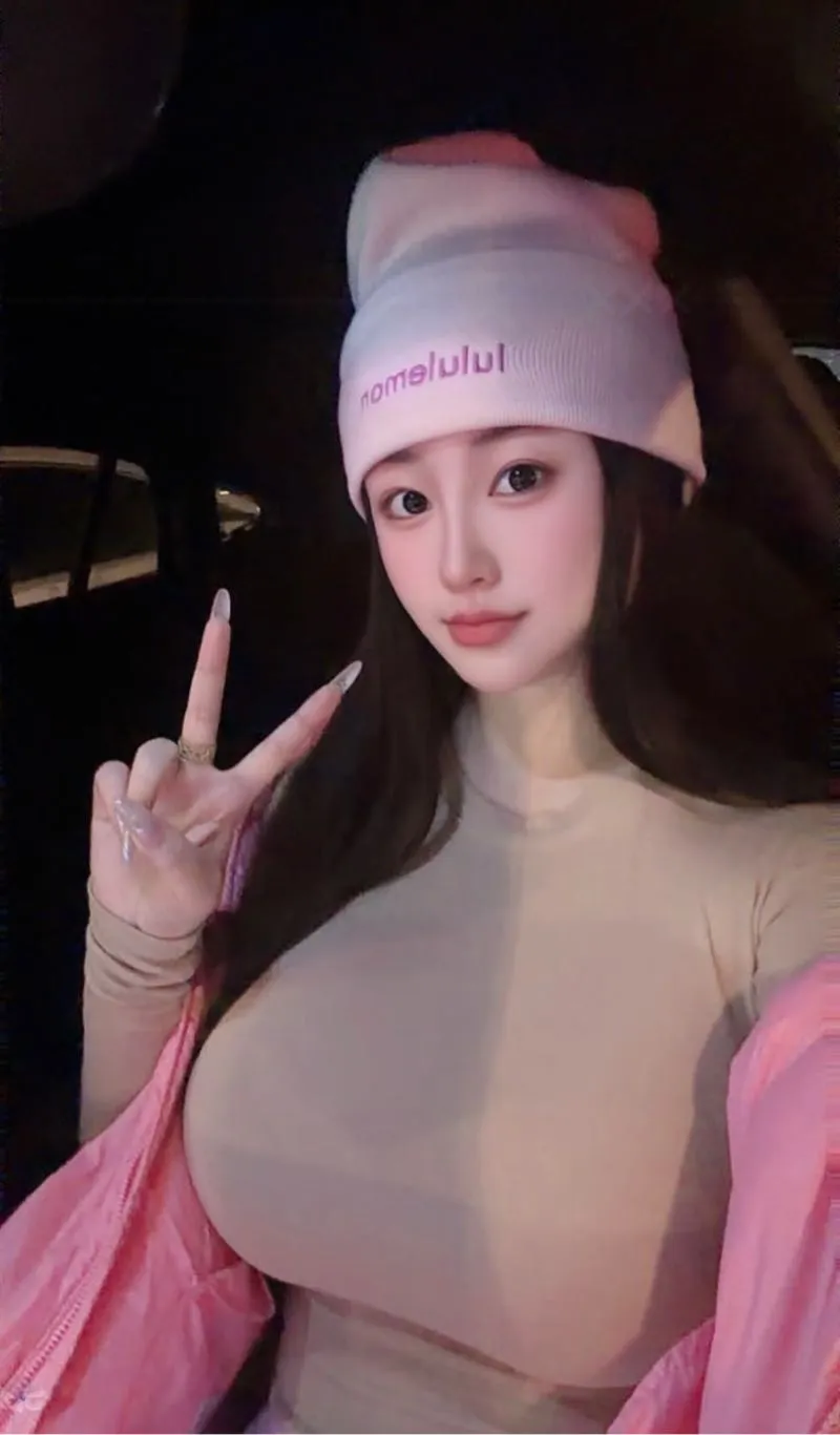 完美黄金比例身材 糯糯