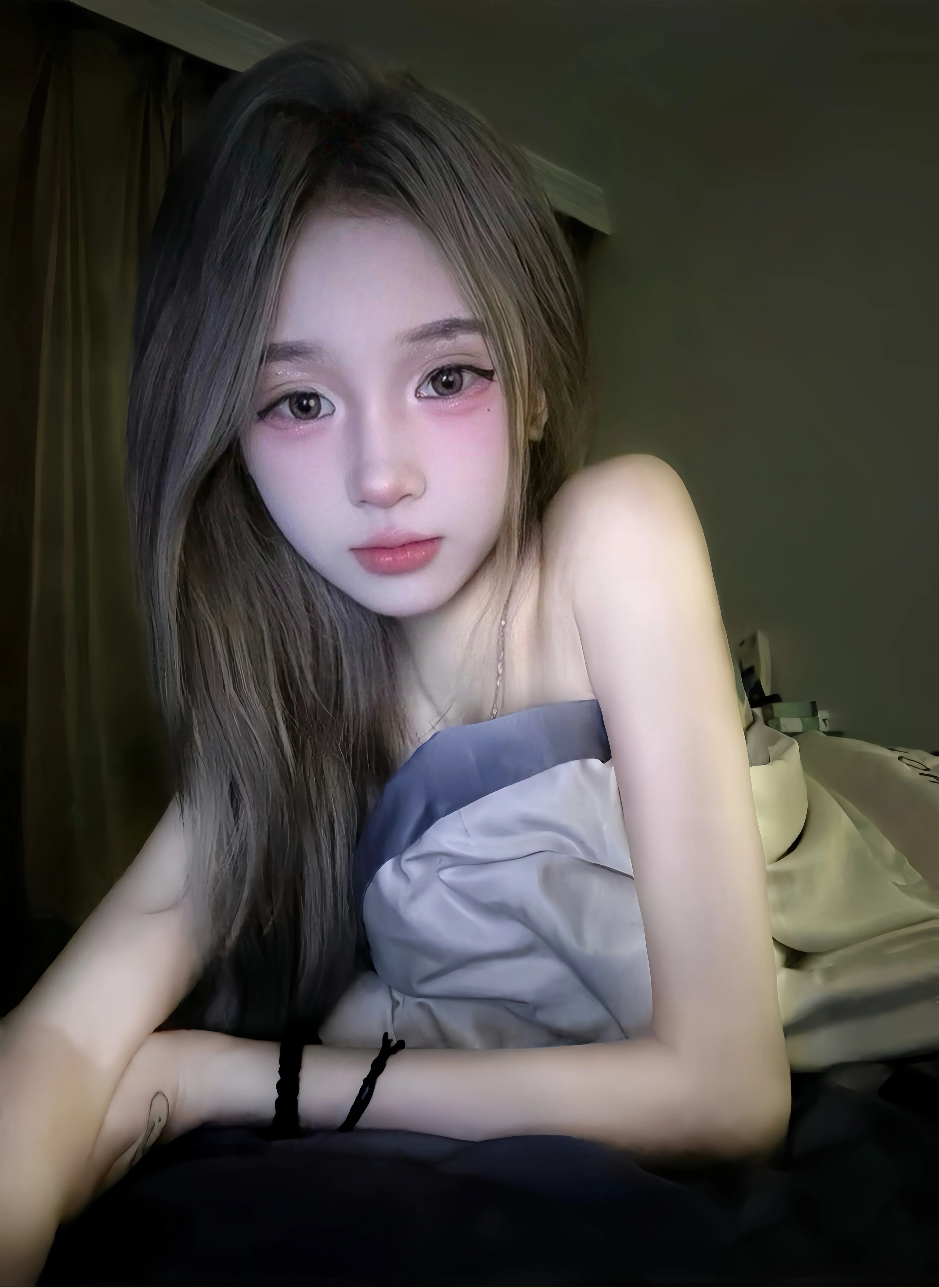 19岁超绝身材白纯小甜妹乐伊(真实06短期兼职) Gallery 5