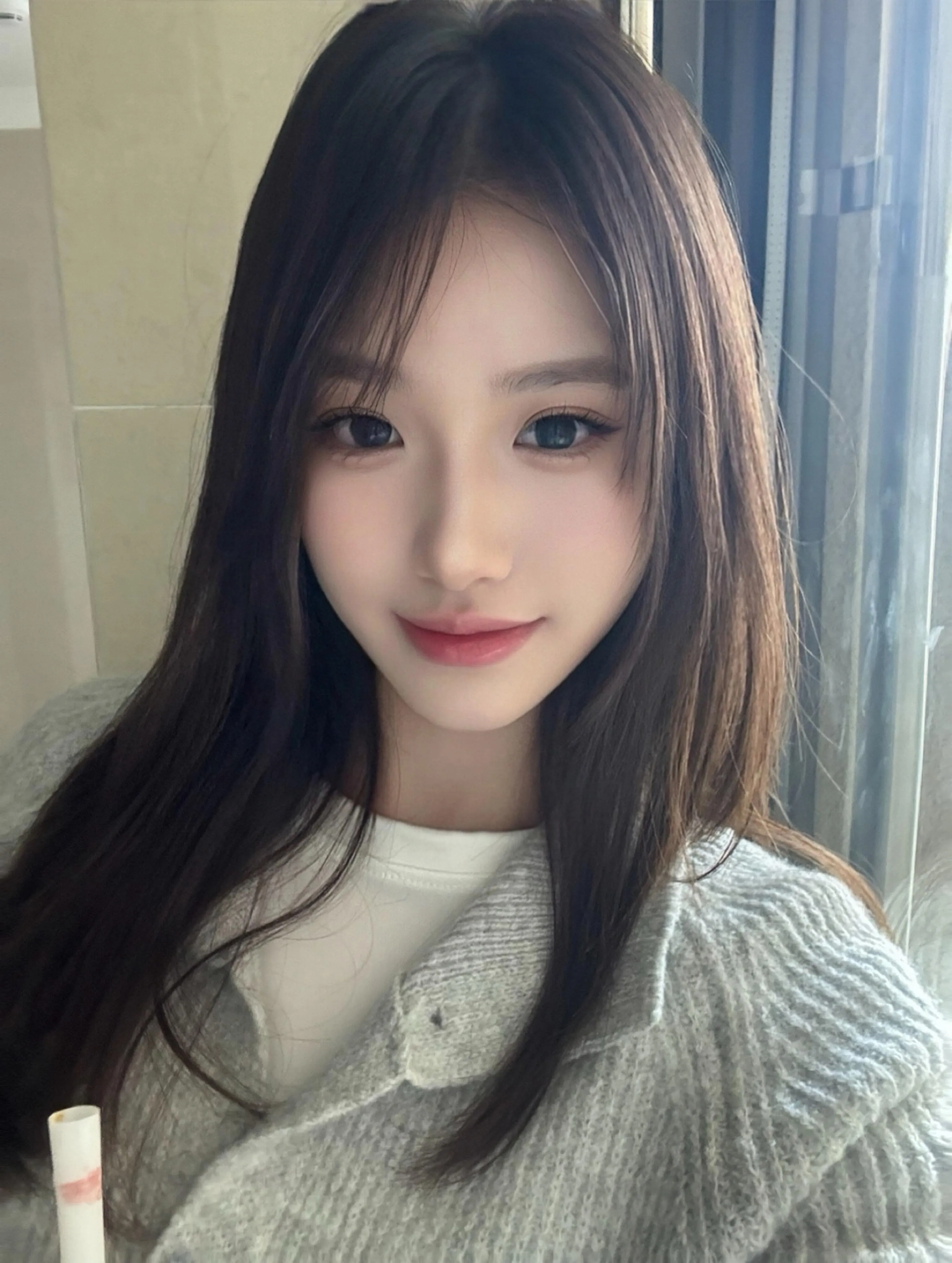 小乔，新人刚下海真人真照乖巧听话