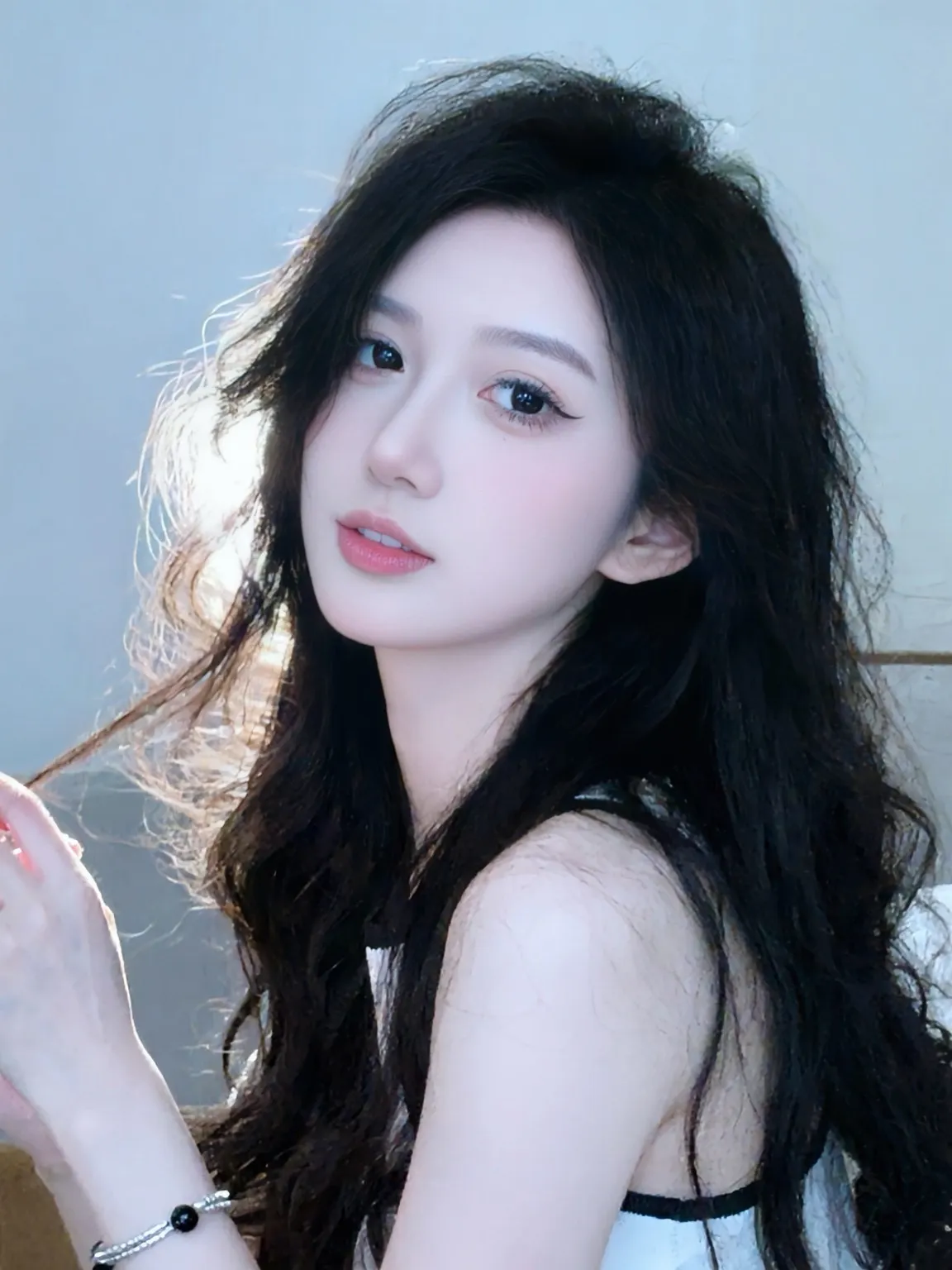 真人真照 Gallery 1