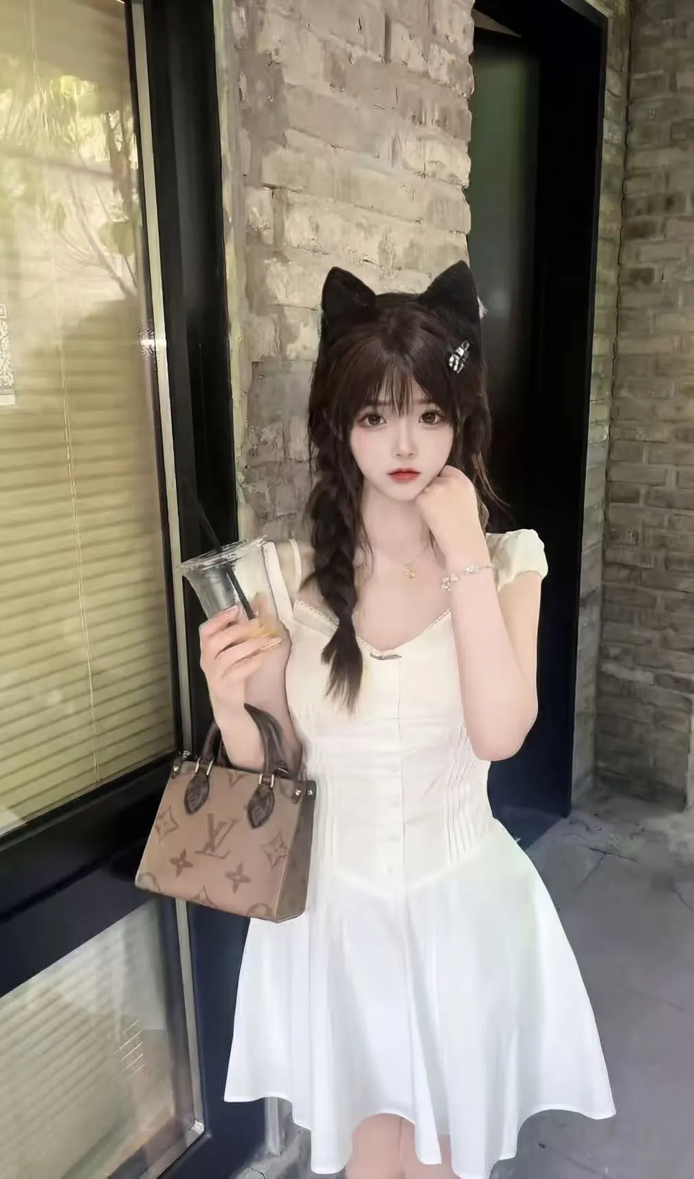 宝山童颜腰细巨乳极品💋小萝莉金莲 Gallery 1