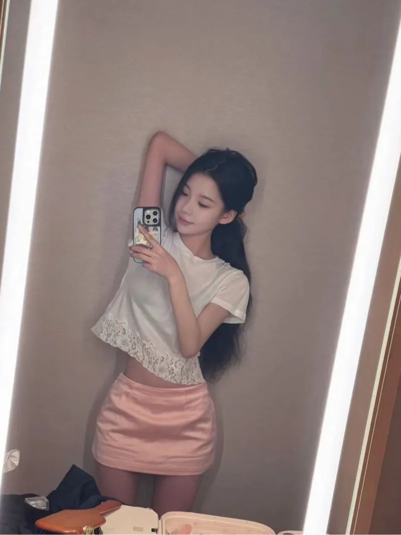 静安鹦鹉  169 小博主真人真照豚豚 Gallery 4