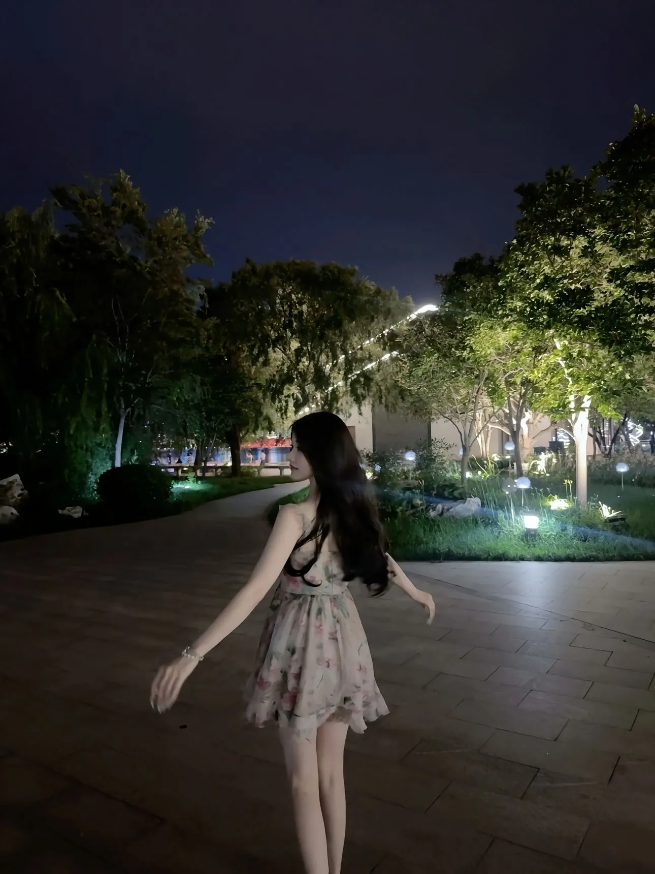 普陀 冷萌 大奶御姐 水多多 Gallery 5