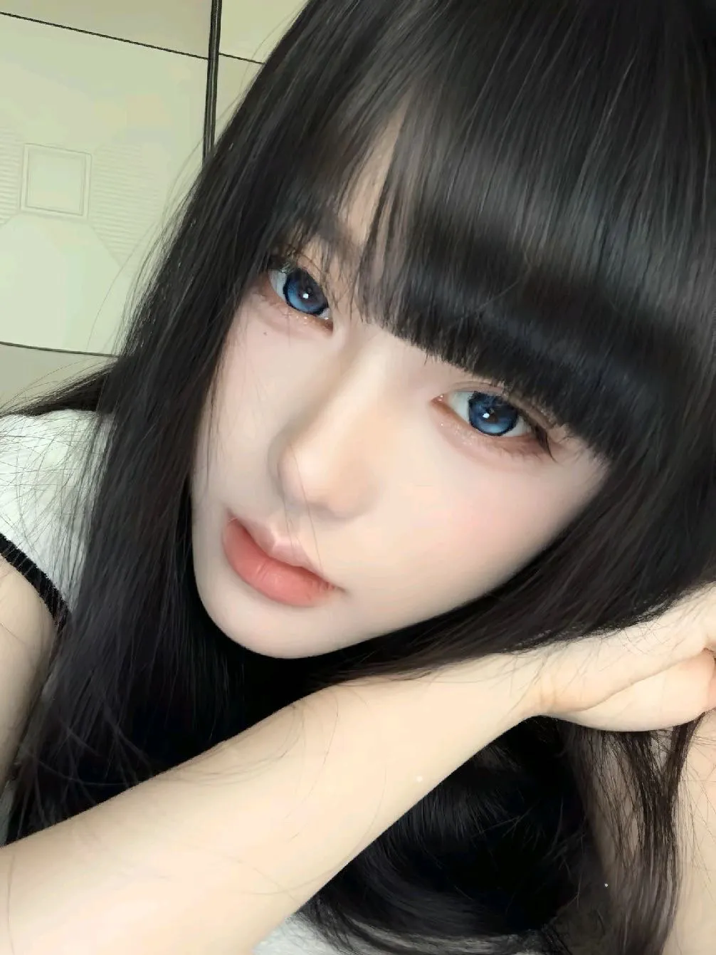 Y4794-言言 静安硬五戏剧学院学生
