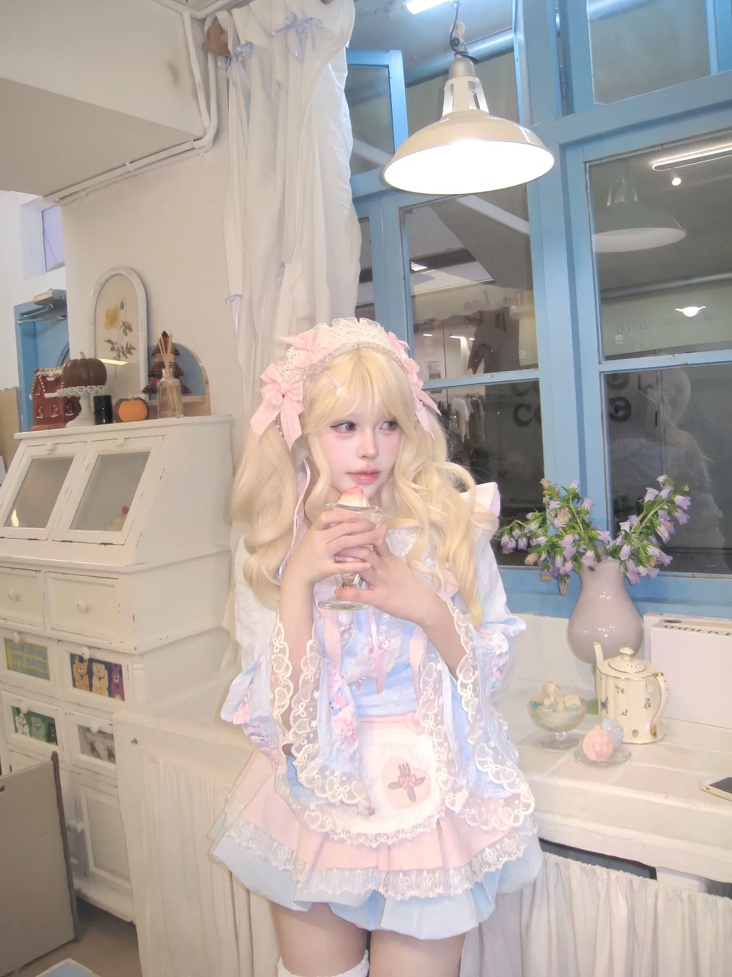 白洁 粉嫩大学生等哥哥来宠爱 Gallery 2