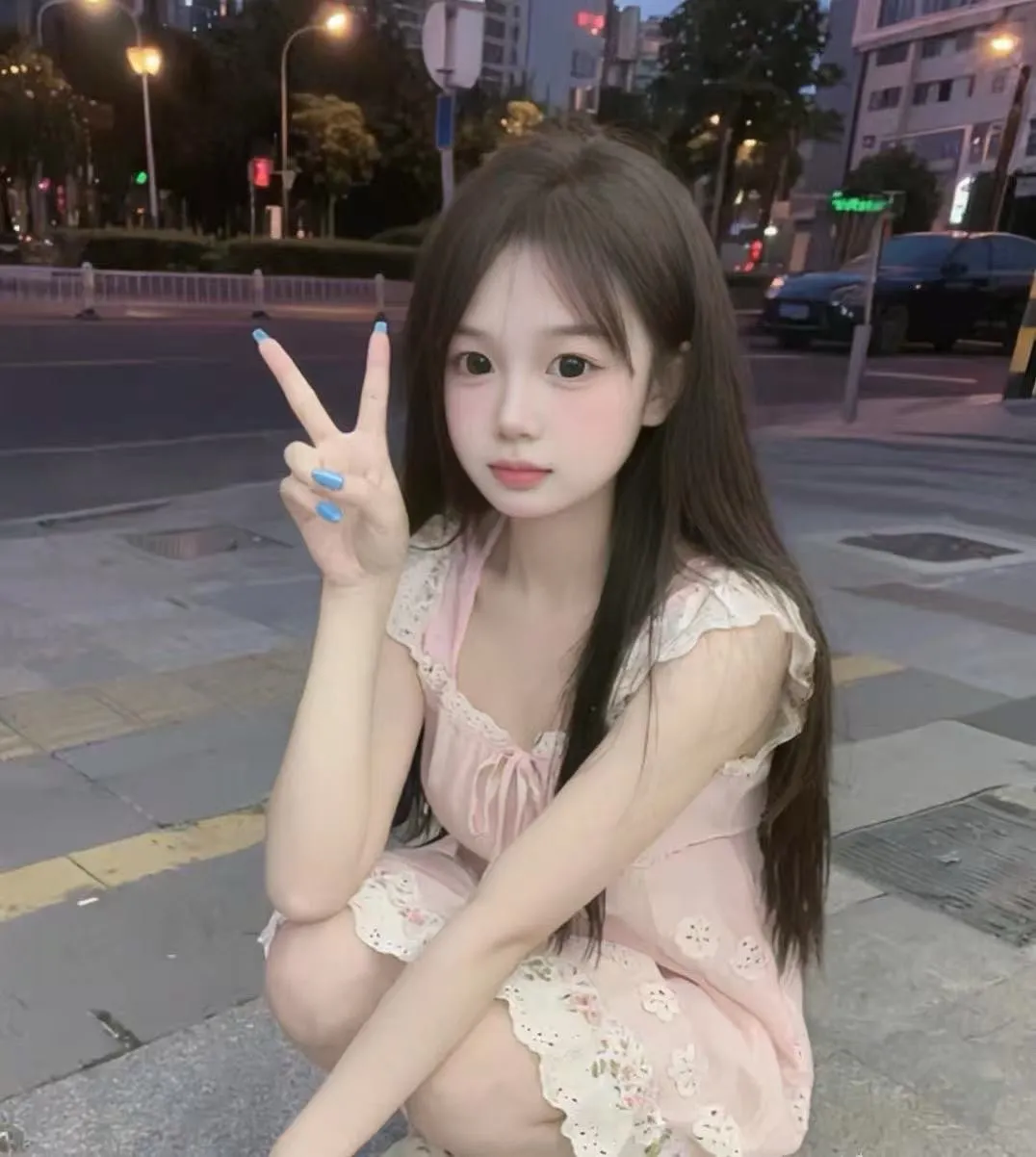 浦东 小涵08 短暂休学兼职 极品小萝莉 Gallery 1