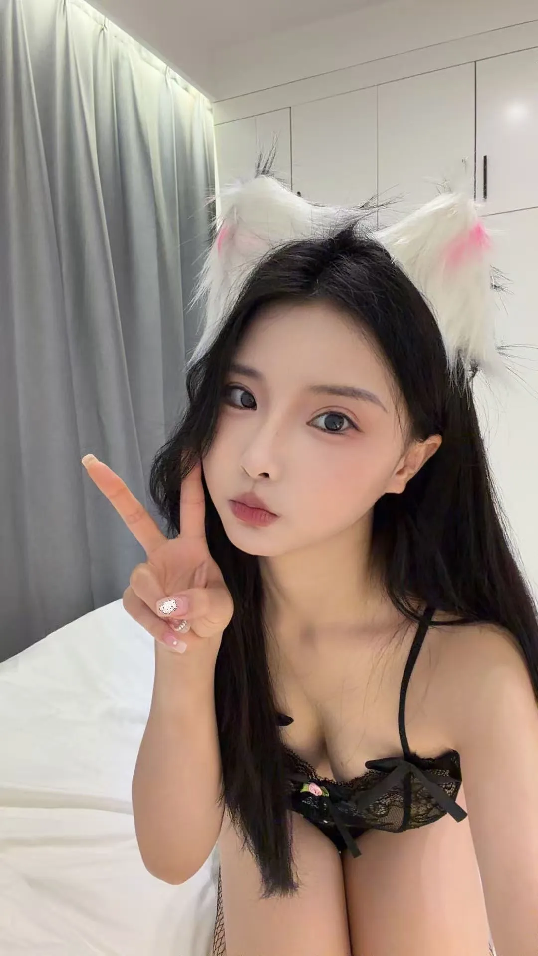 y034反差婊外萌内骚学生可双飞 Gallery 6