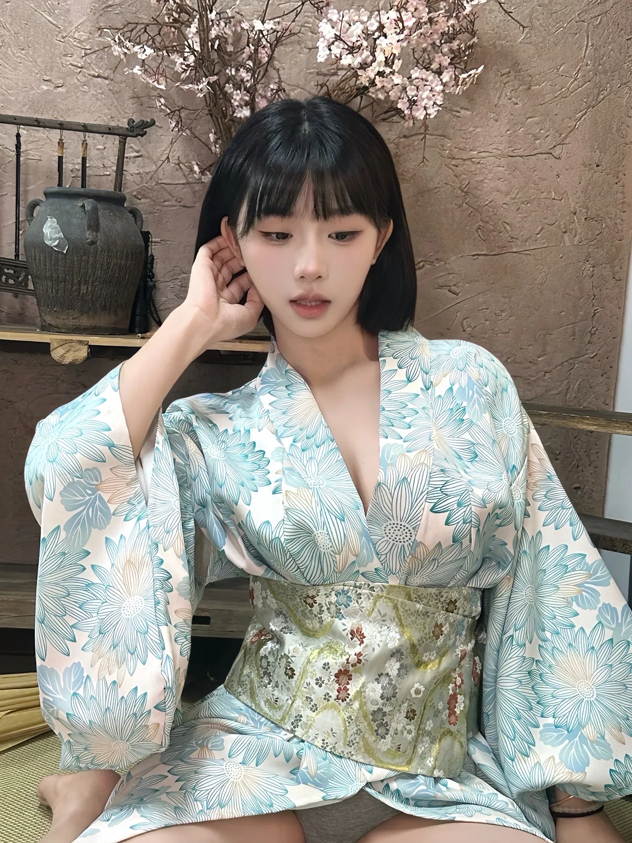 y042短发白虎 川妹车震双飞3p Gallery 2