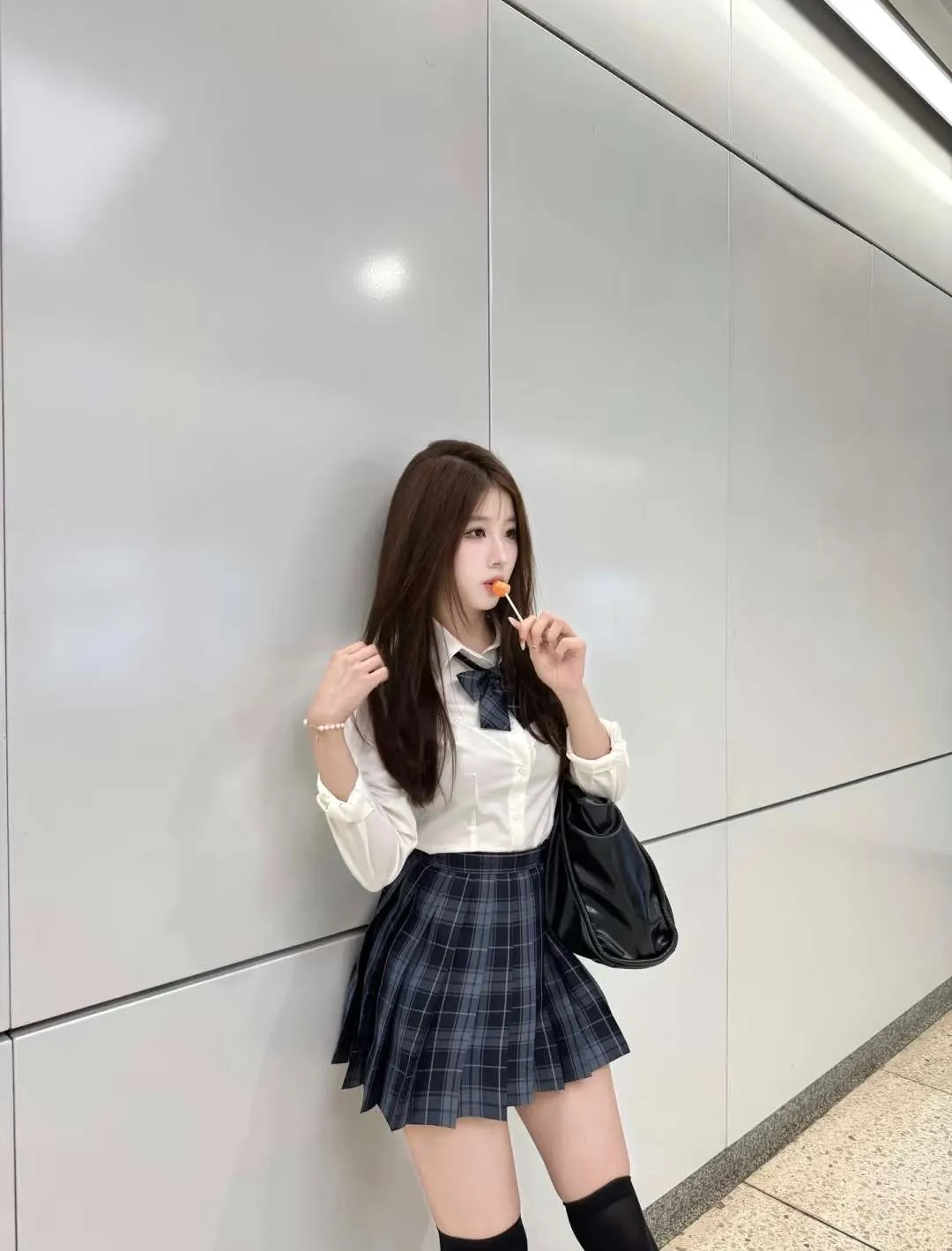 沪⬆️新🍵 西西 三点粉嫩 Gallery 3