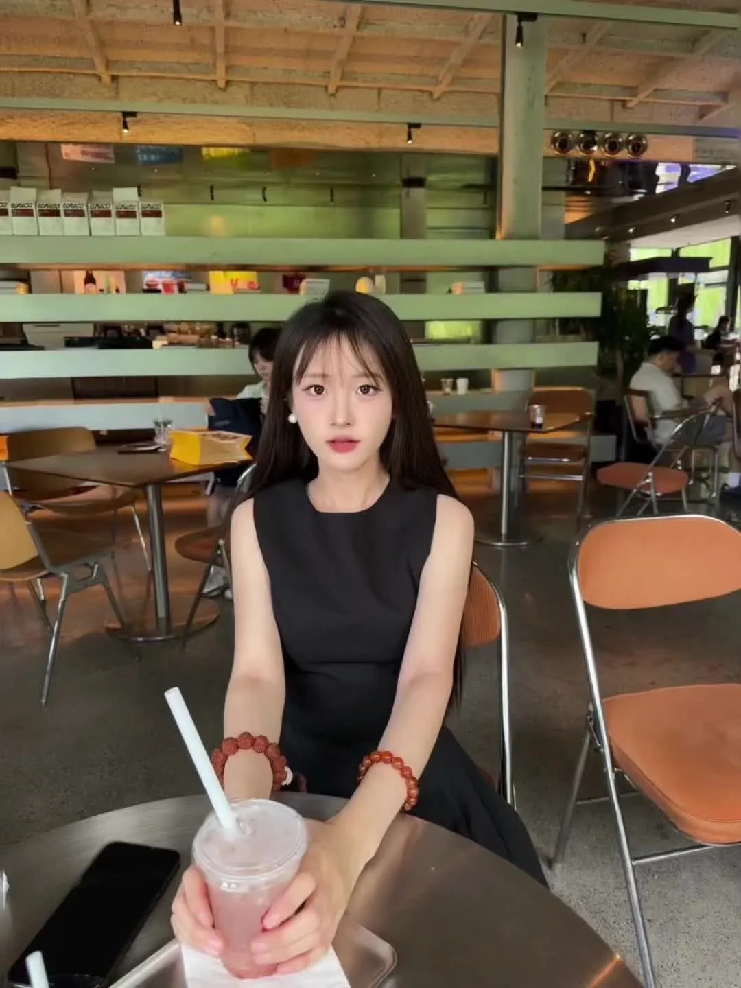 浦东 迪尔 长腿嫩萝 首次到沪 Gallery 4