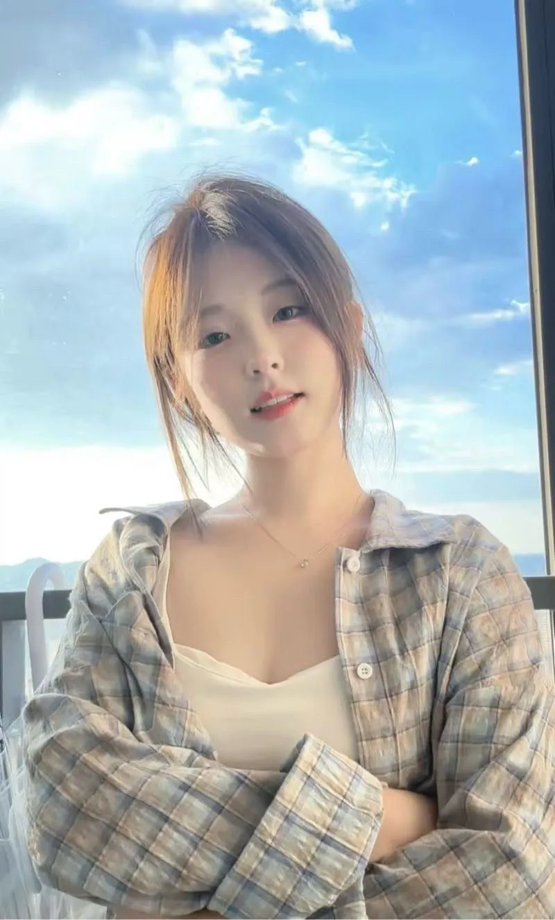 松江 奶糖 粉嫩少女 极品白小纯 Gallery 3