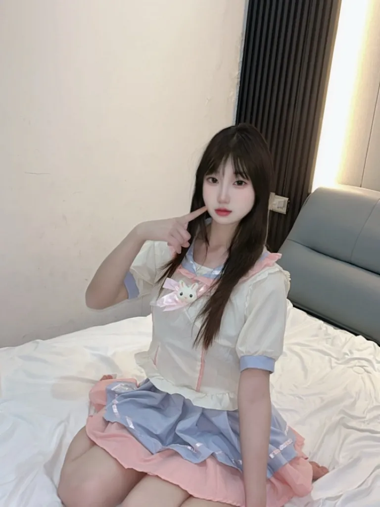 闵行08榴莲新人白小纯 Gallery 5