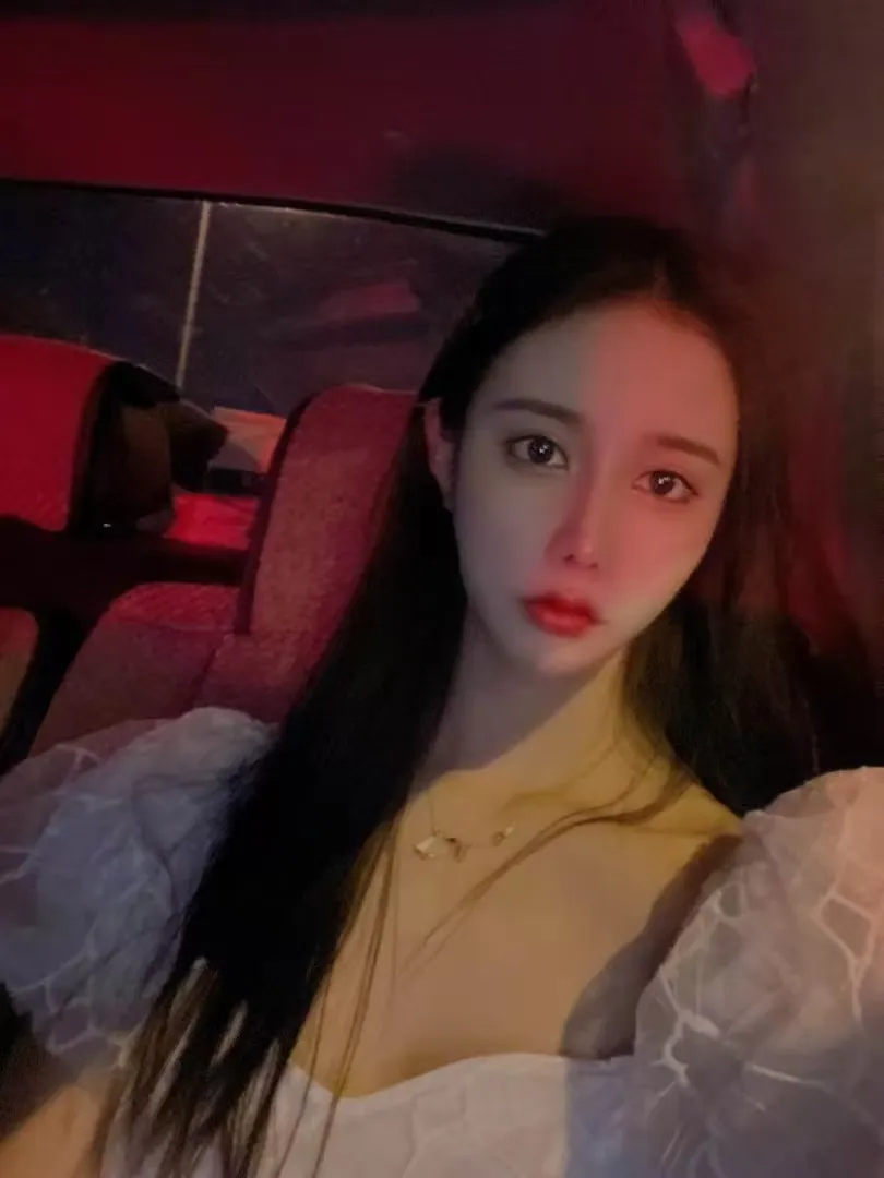 上海纯欲小网红 Gallery 4