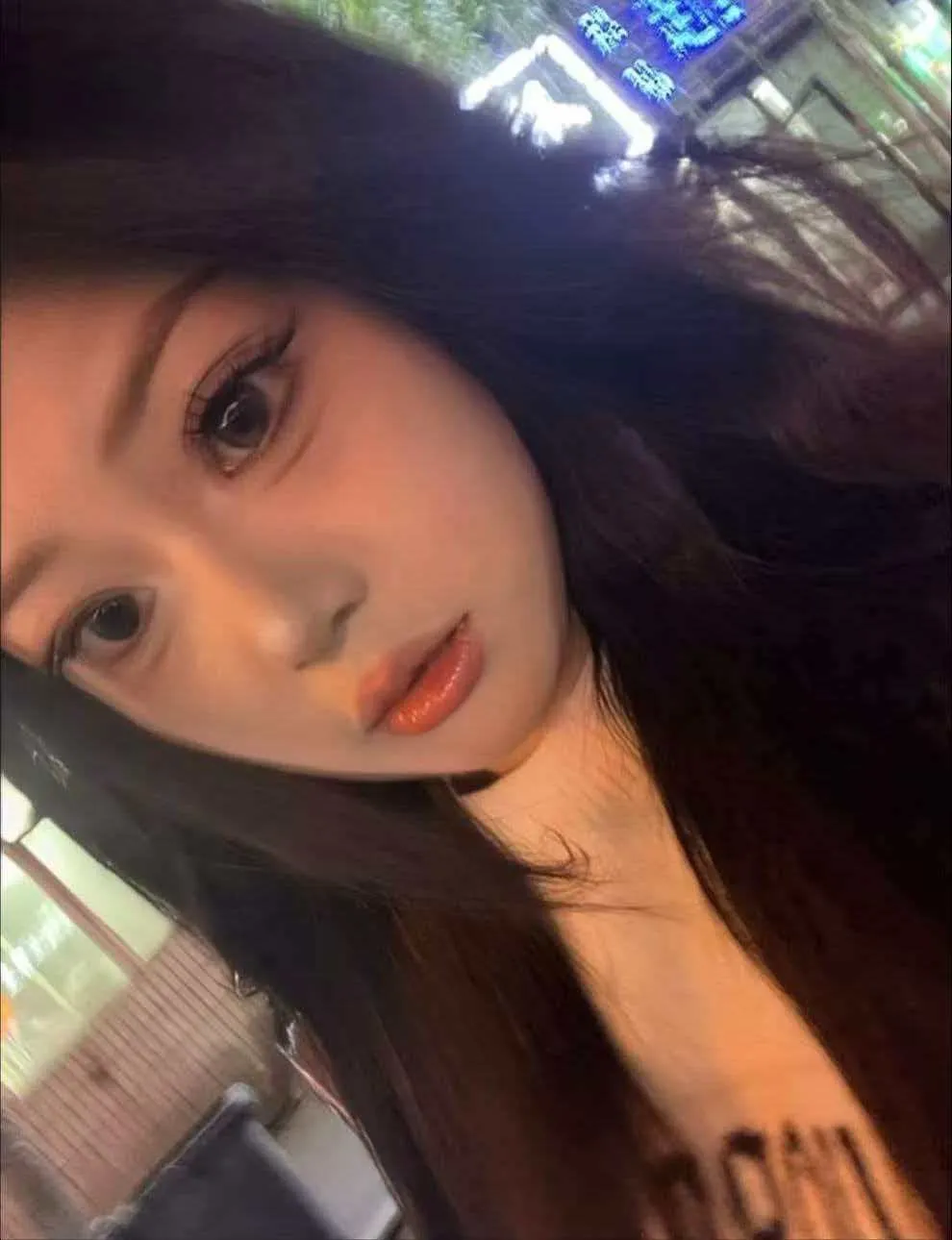 4月16闵行新人08茜茜刚破处 Gallery 1