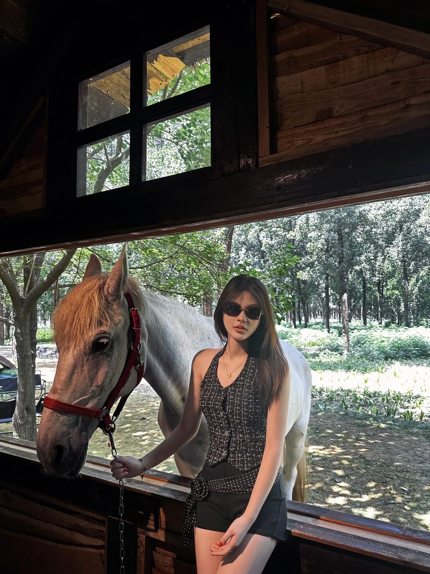 小艾 清纯甜美轻松抱起 Gallery 4