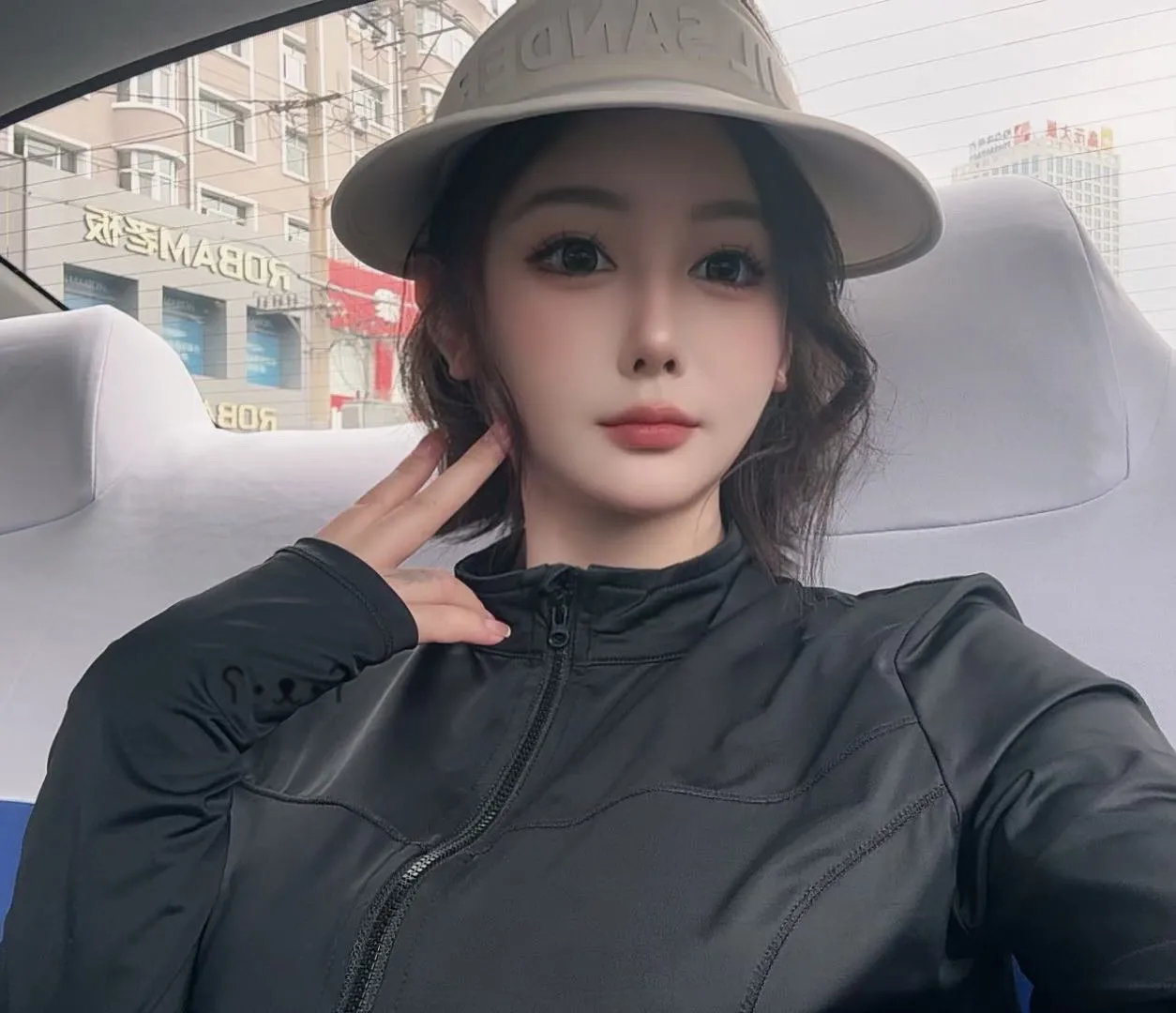 a115🦜短发纹身师 Gallery 4