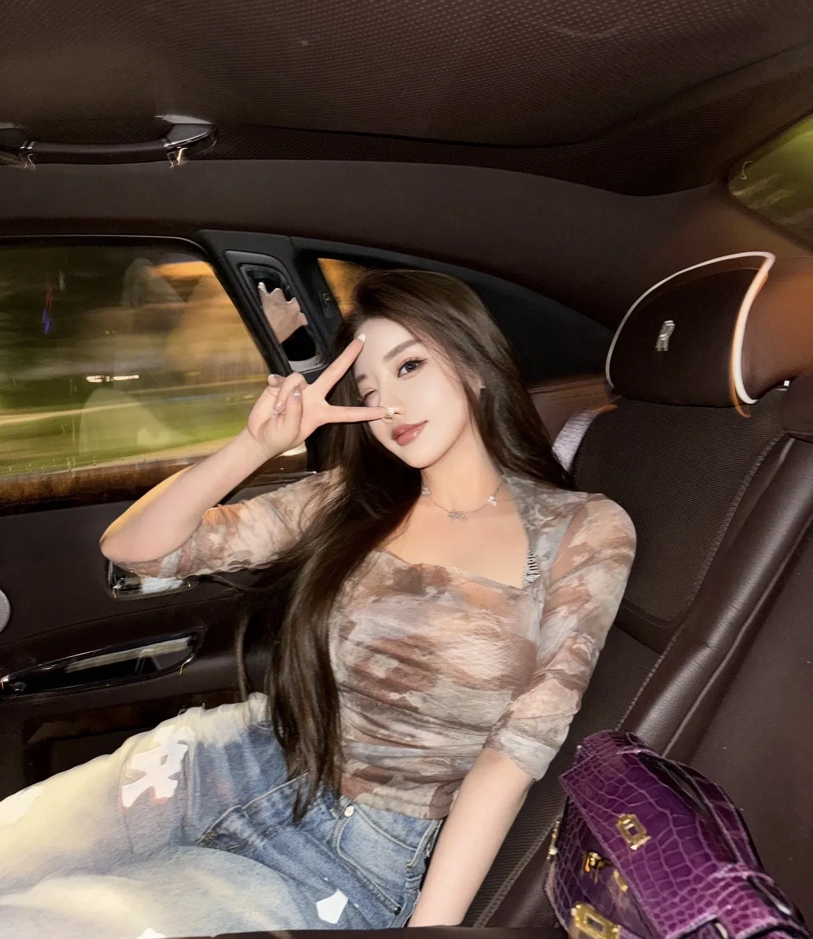 闵行 泽泽 少妇 巨胸 潮喷 Gallery 3