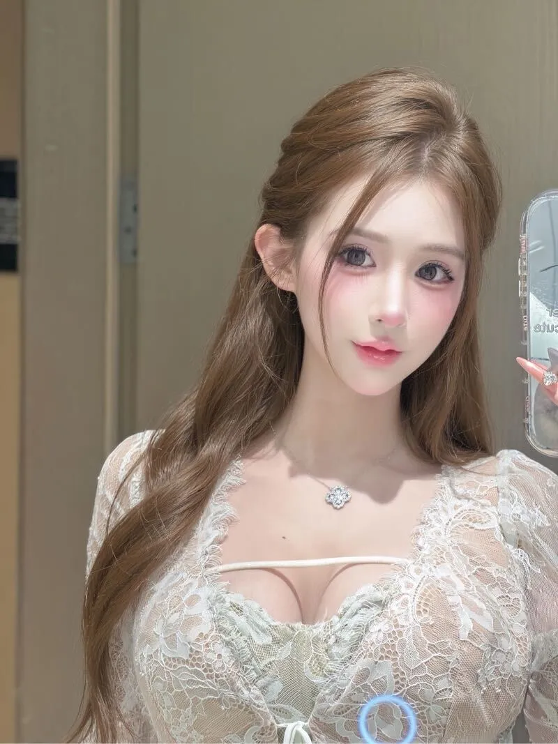 uu妹 真实05后,绝对嫩.首次下海.强烈推荐