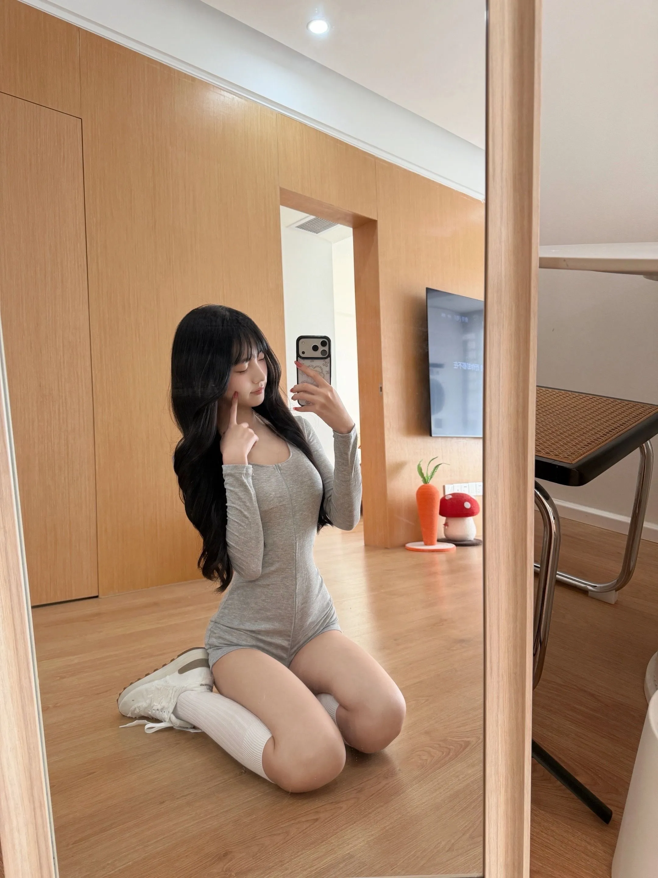 小晴 粉嫩学妹 B紧免夹 Gallery 6