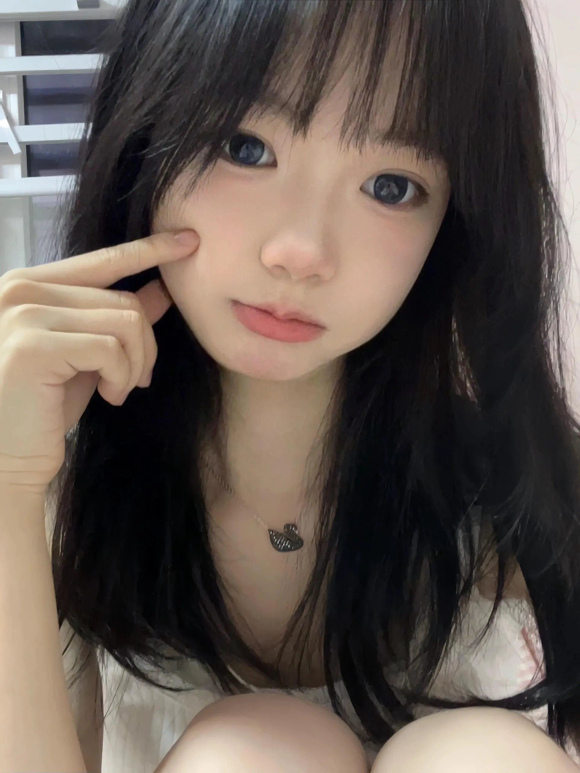 普陀米果 气质优雅丰满小萝莉 Gallery 5