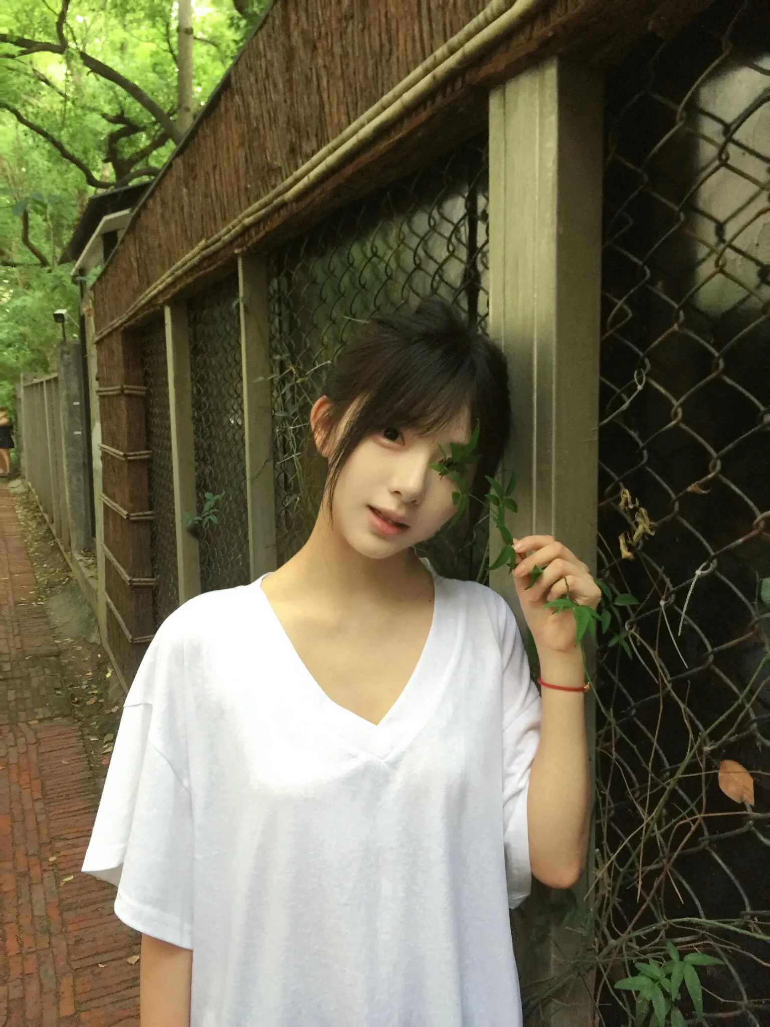 宝山 紫玉 刚下飞机 新到嫩妹 Gallery 6