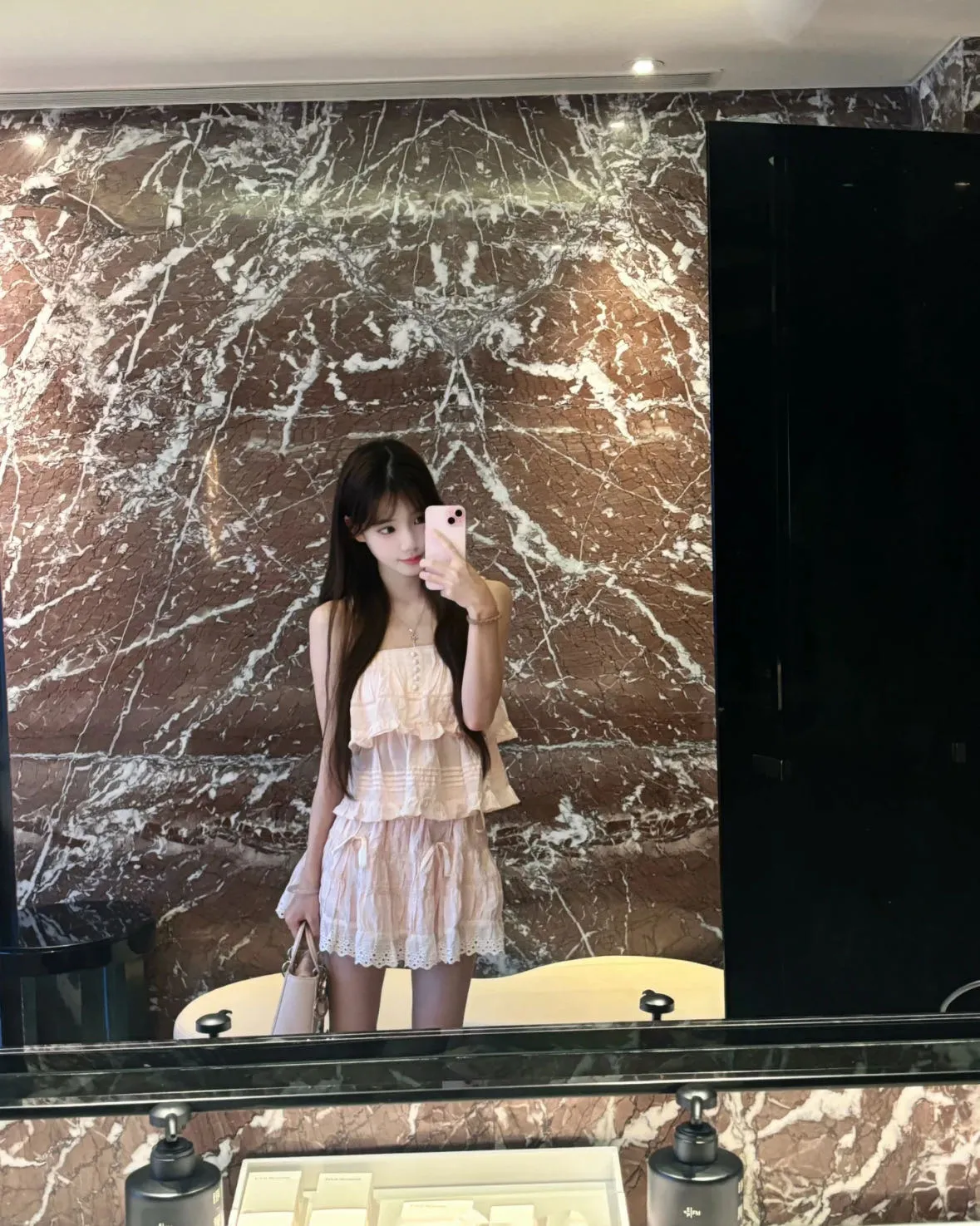 y225🦜冷白皮白纯 畫廊 3