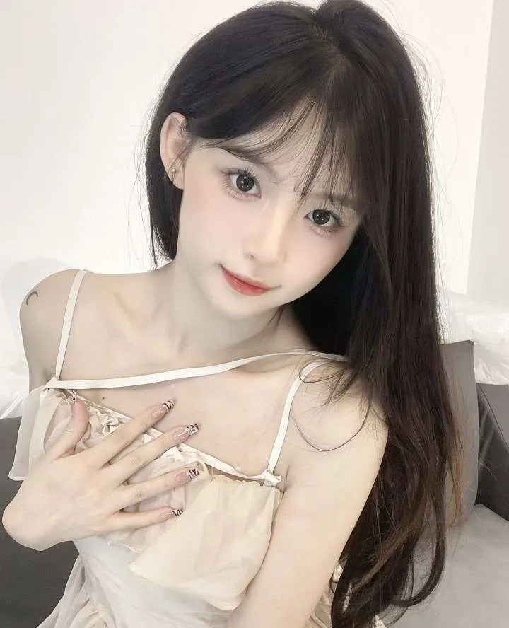 游戏主播 佩奇 青春靓丽 神似初恋 Gallery 6