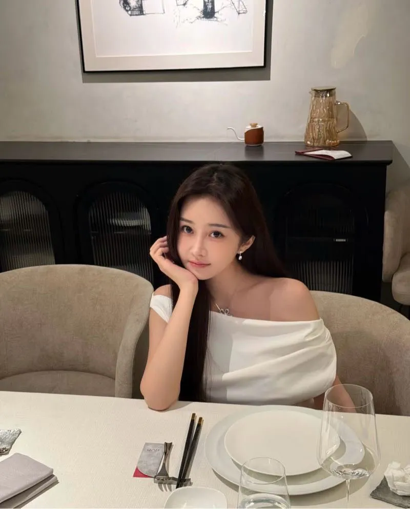 嘉定；莹莹 Gallery 1